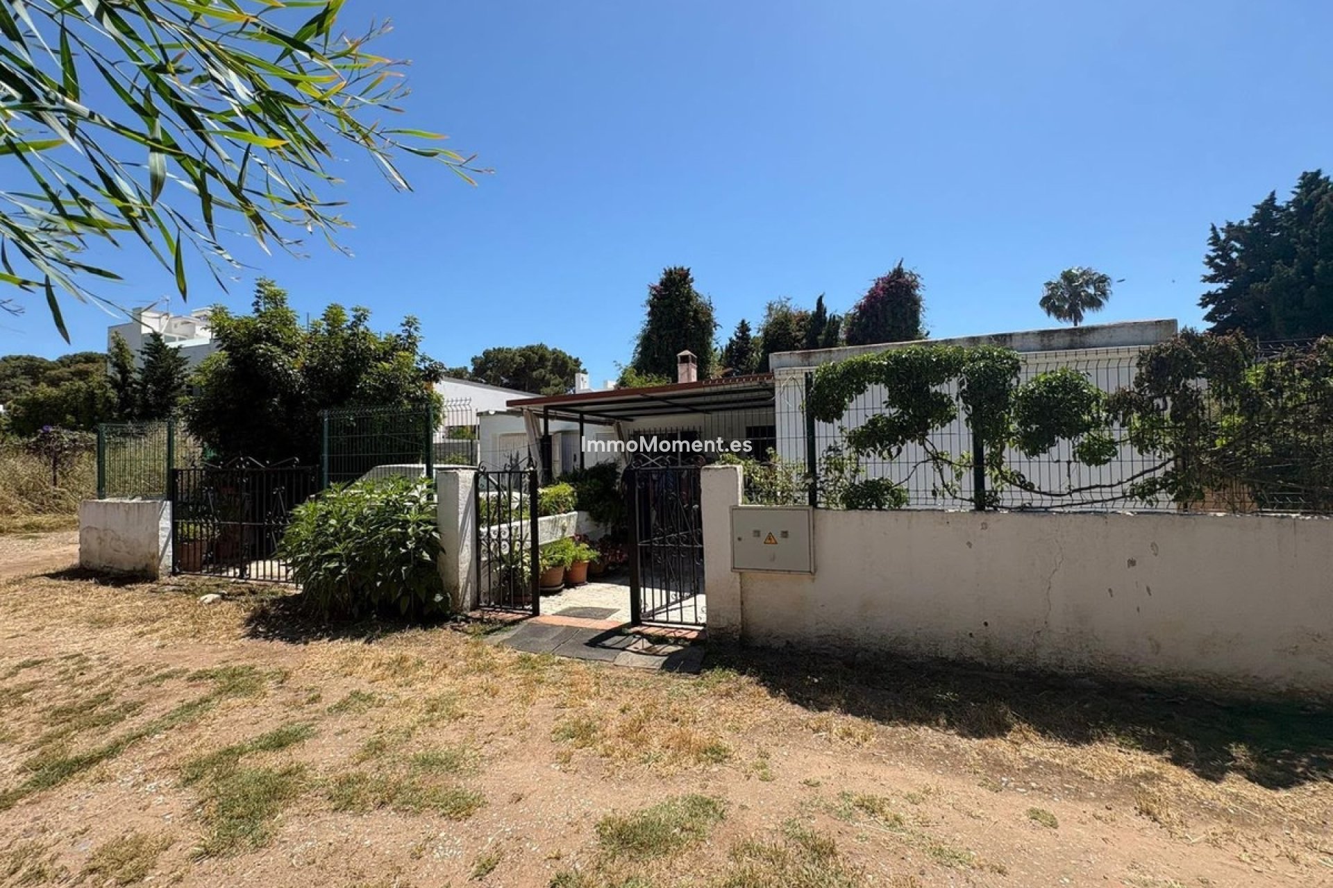 Resale - Detached villa - Marbella - Elviria