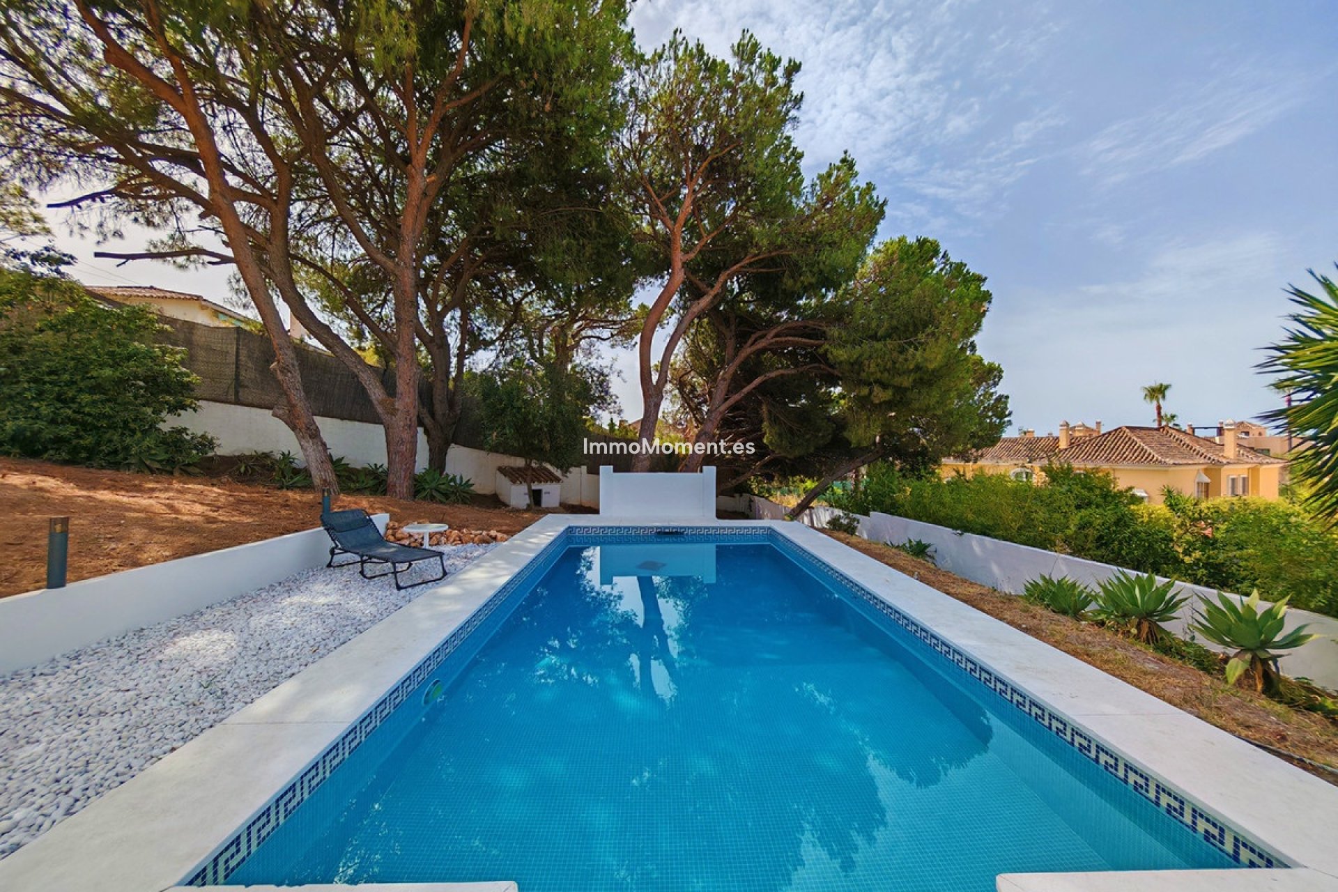 Resale - Detached villa - Marbella - Elviria