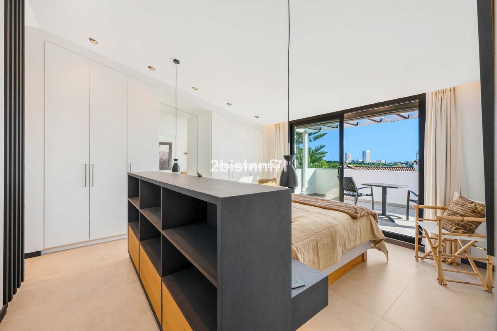 Resale - Detached villa - Marbella - Elviria