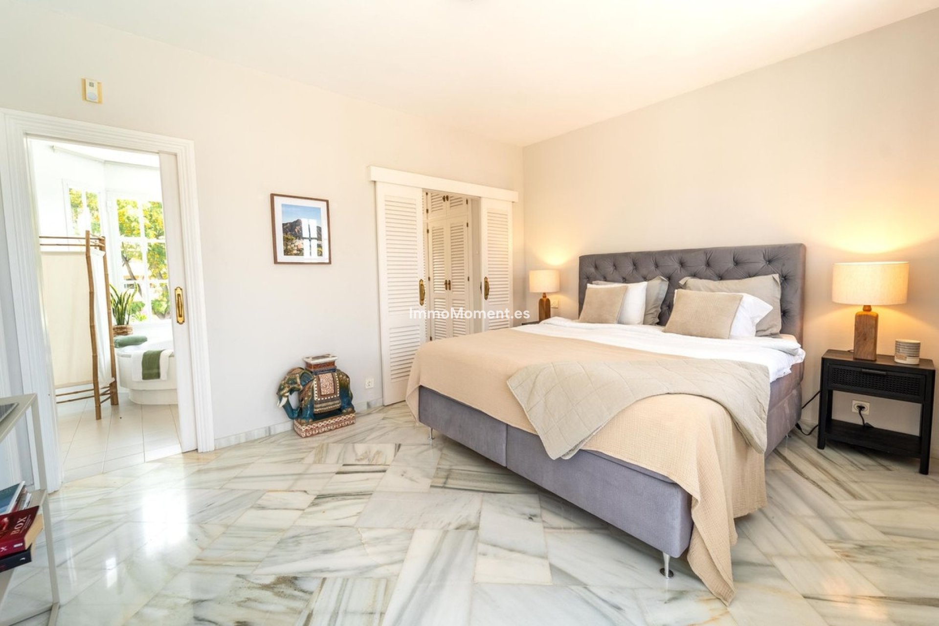Resale - Detached villa - Marbella - Elviria