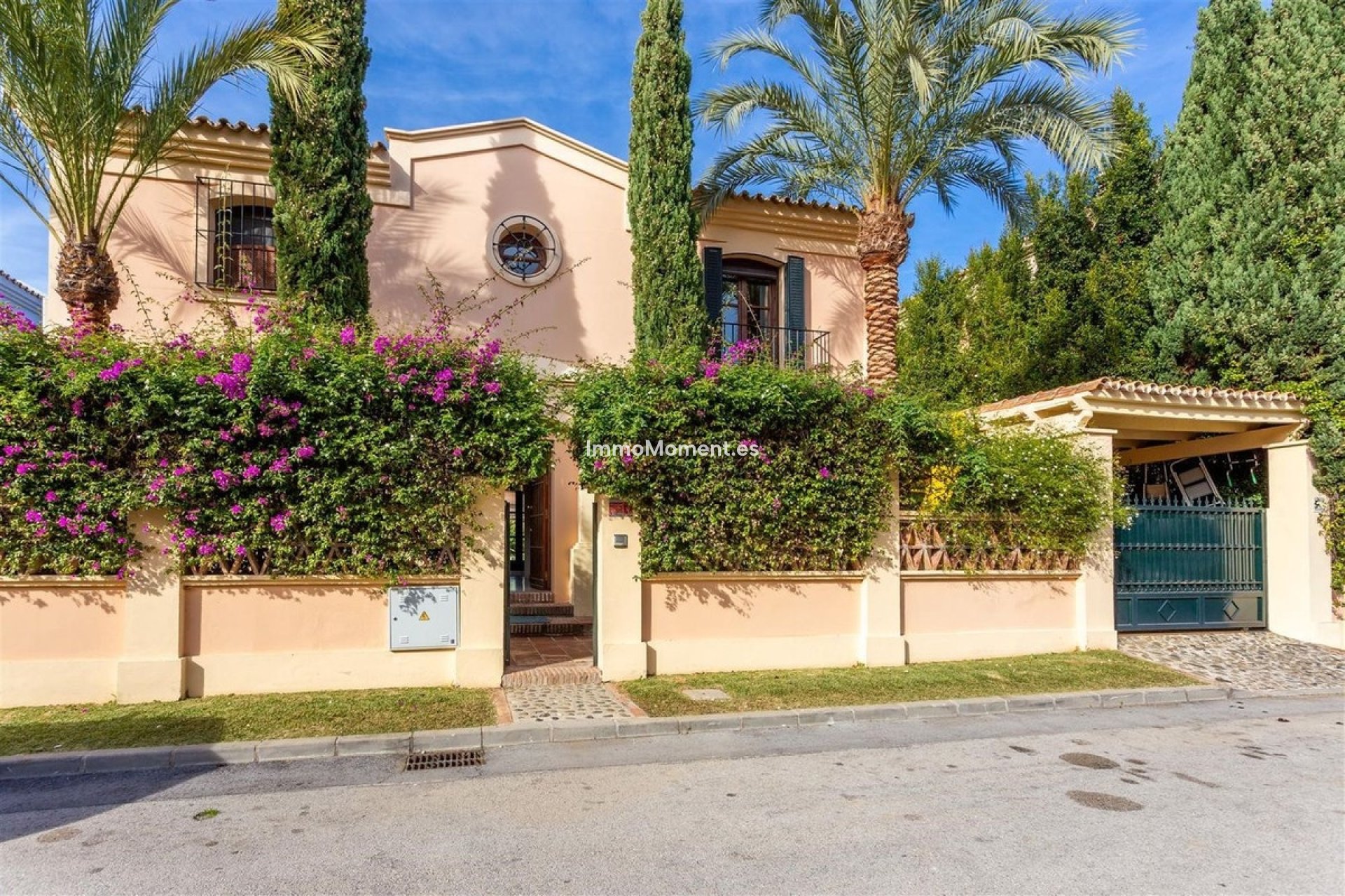 Resale - Detached villa - Marbella - Guadalmina Alta