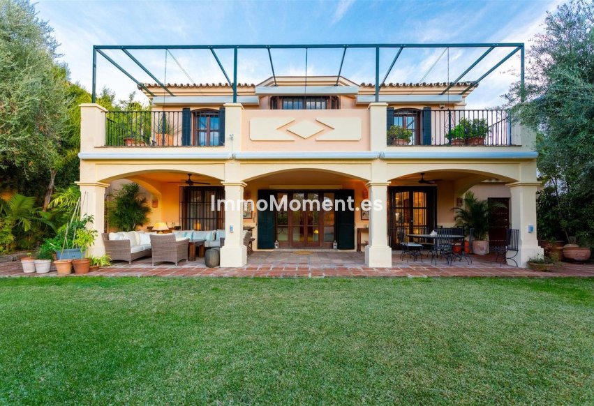 Resale - Detached villa - Marbella - Guadalmina Alta