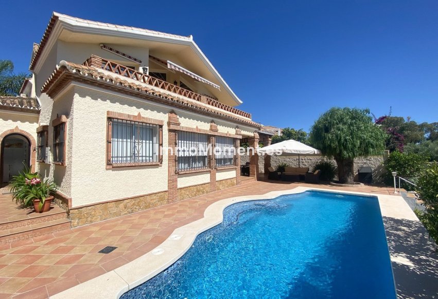 Resale - Detached villa - Marbella - Guadalmina Alta