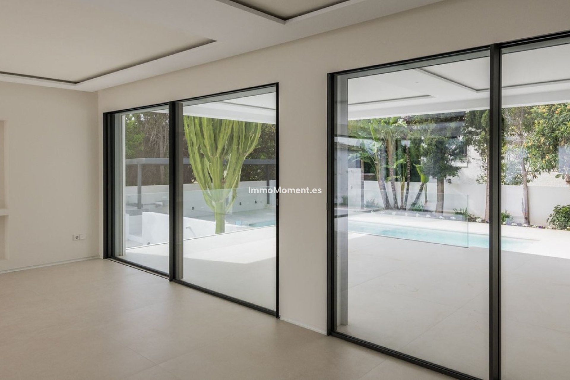 Resale - Detached villa - Marbella - Guadalmina Alta