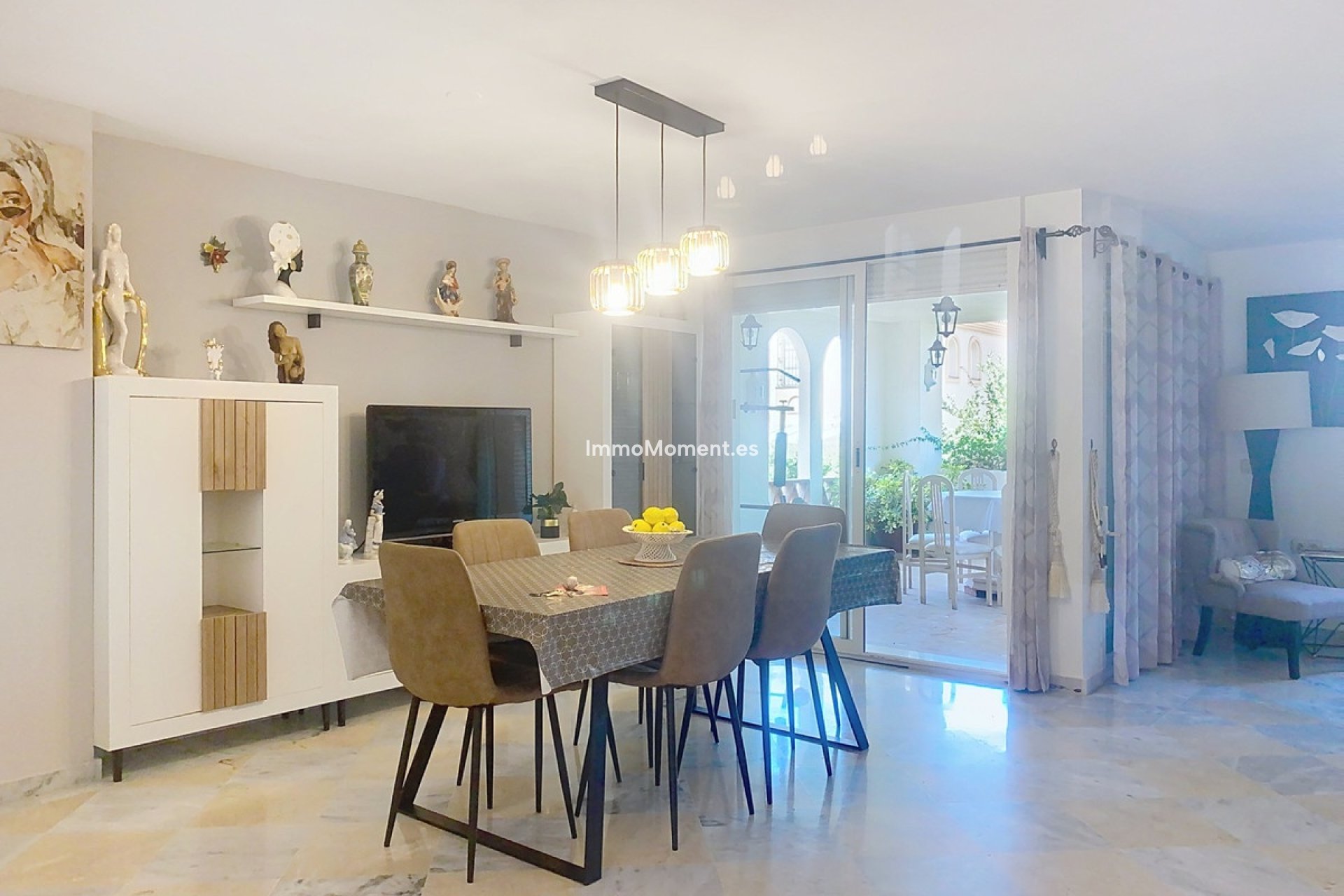 Resale - Detached villa - Marbella - Guadalmina Alta