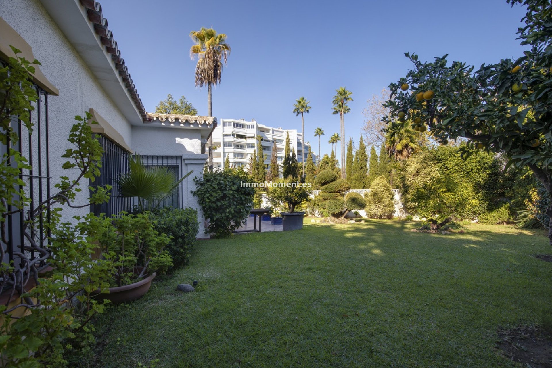 Resale - Detached villa - Marbella - Guadalmina Alta