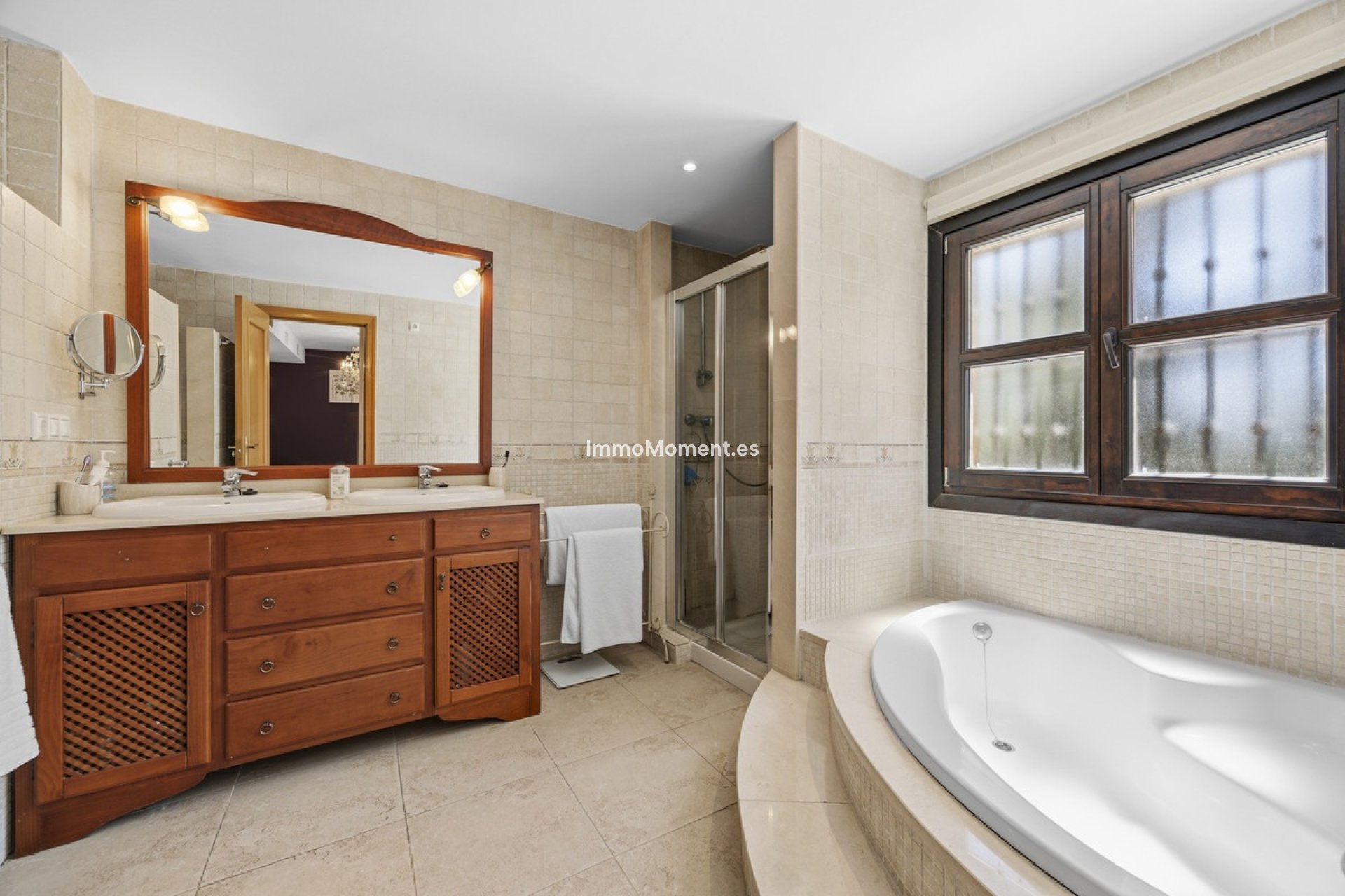 Resale - Detached villa - Marbella - Guadalmina Alta