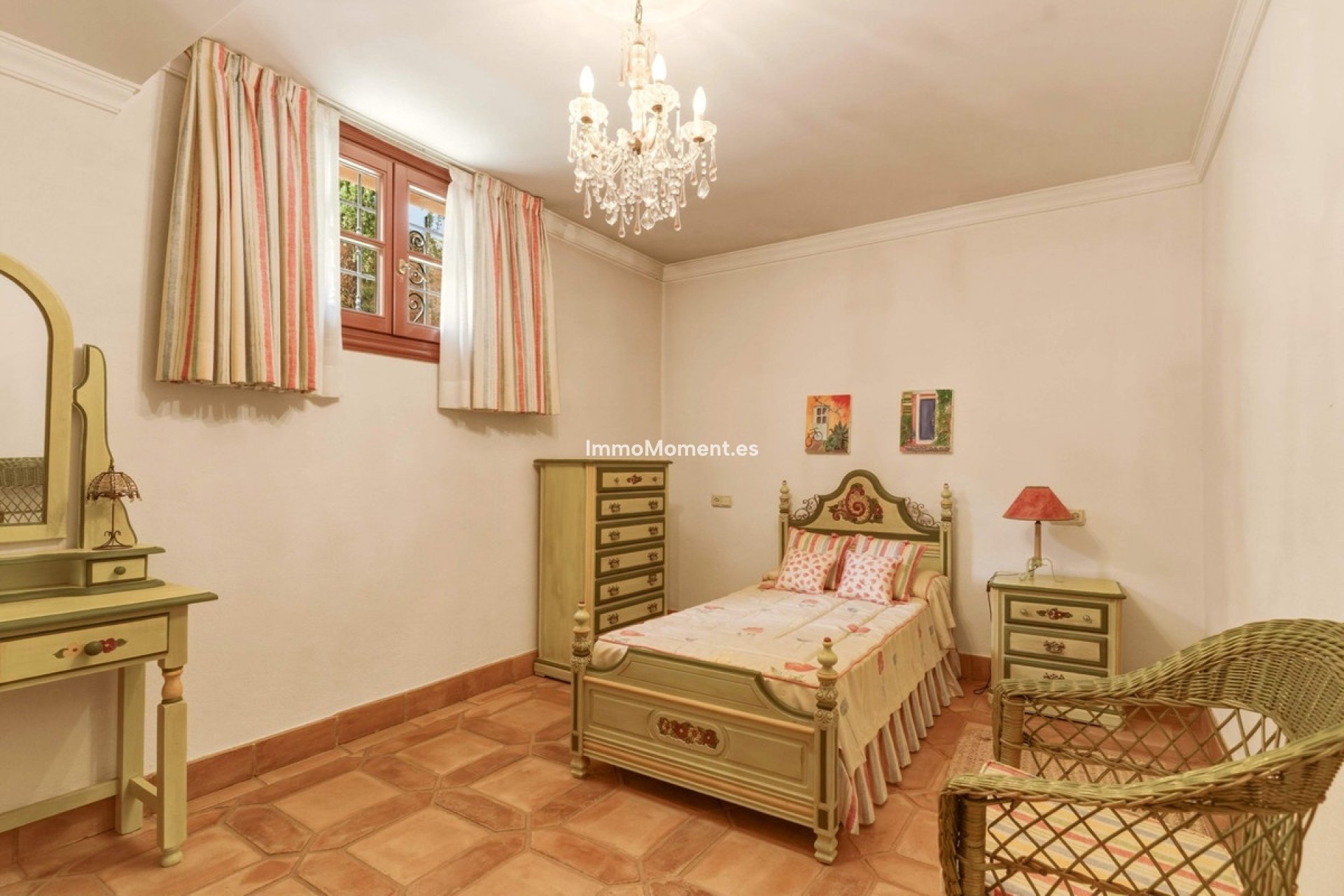 Resale - Detached villa - Marbella - Guadalmina Alta