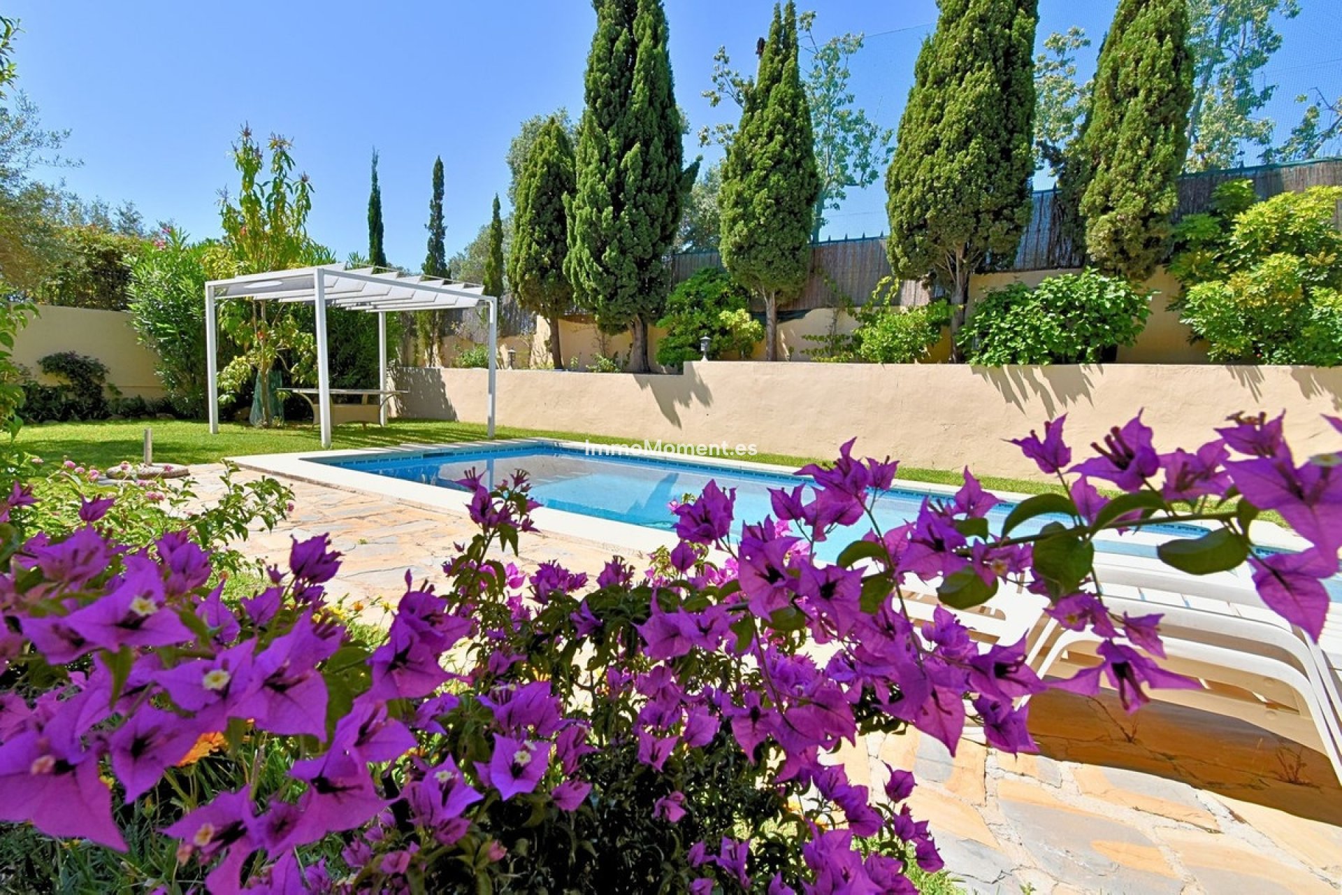 Resale - Detached villa - Marbella - Guadalmina Alta