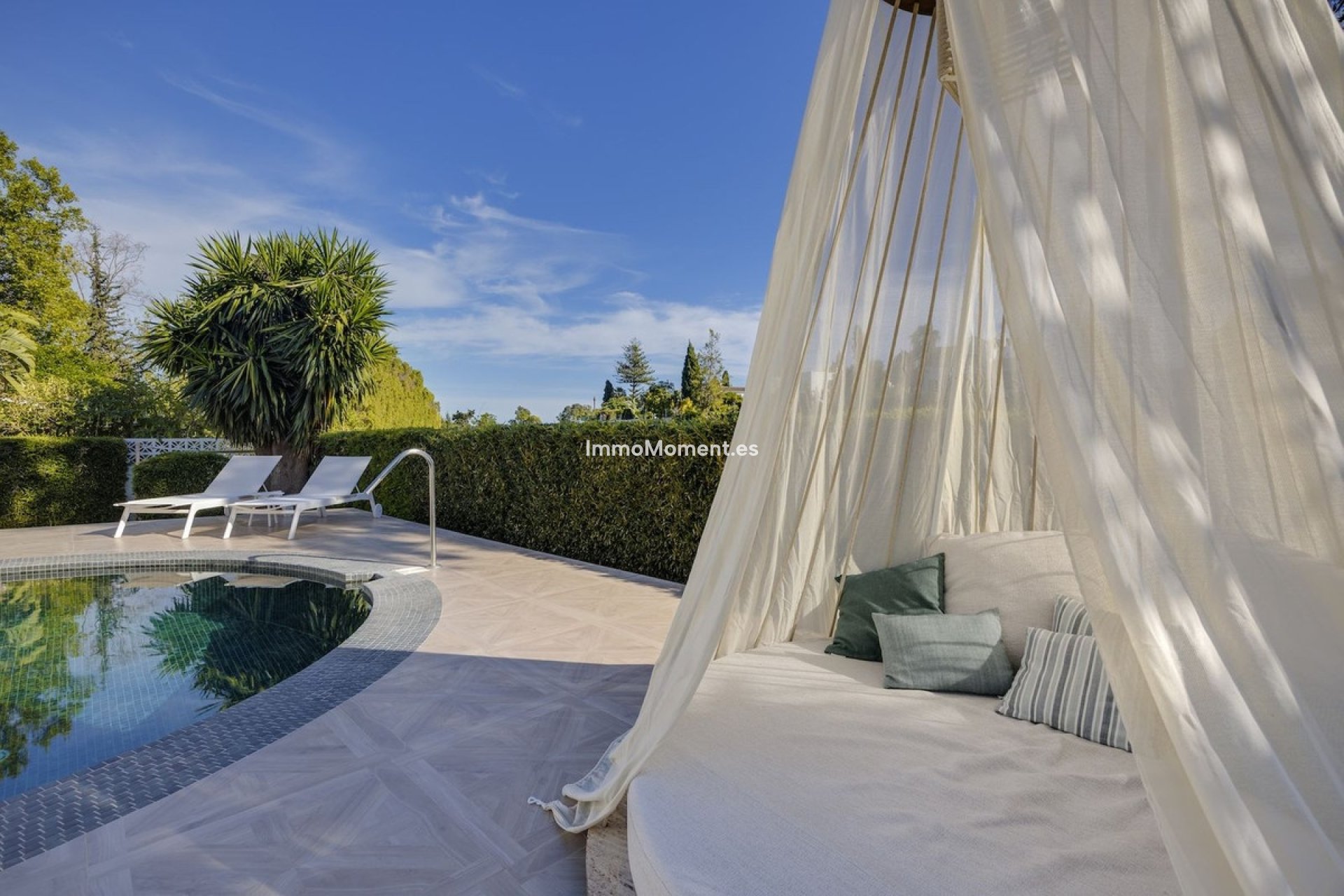 Resale - Detached villa - Marbella - Guadalmina Alta