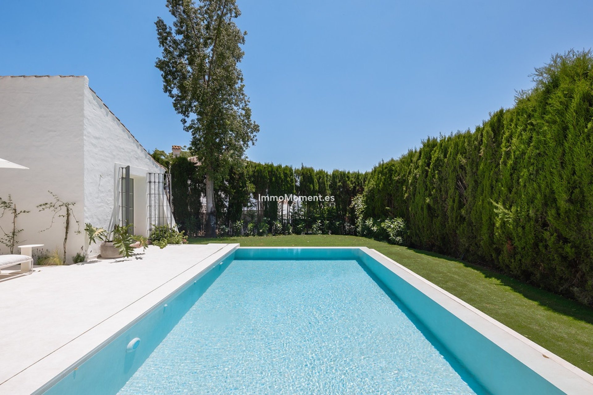 Resale - Detached villa - Marbella - Guadalmina Alta