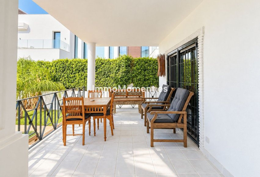 Resale - Detached villa - Marbella - Guadalmina Baja