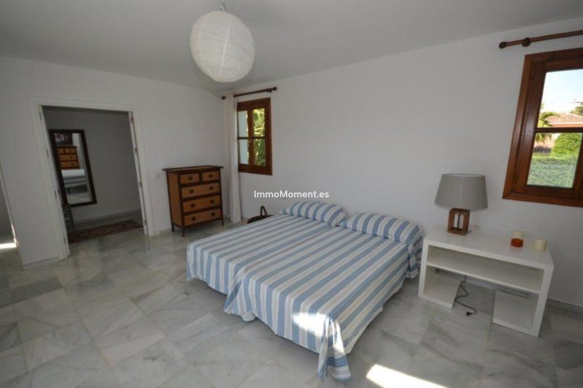 Resale - Detached villa - Marbella - Guadalmina Baja