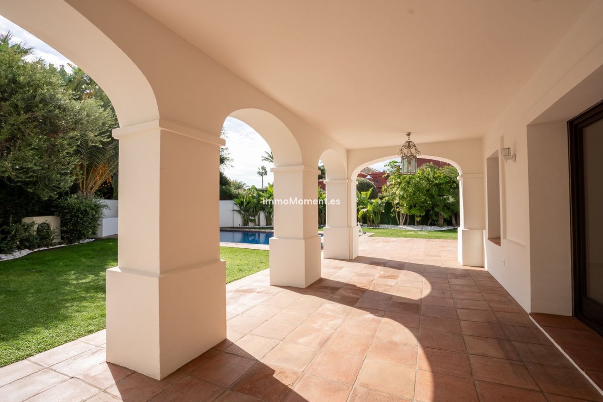 Resale - Detached villa - Marbella - Guadalmina Baja