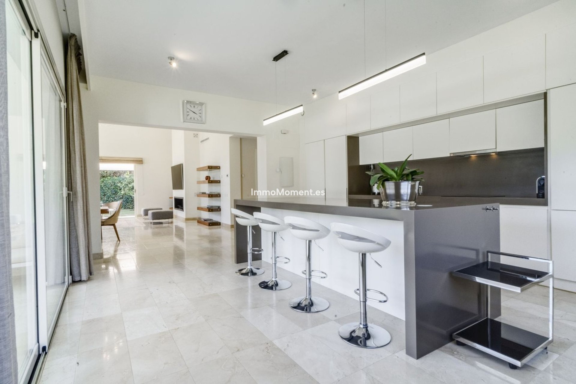 Resale - Detached villa - Marbella - Guadalmina Baja