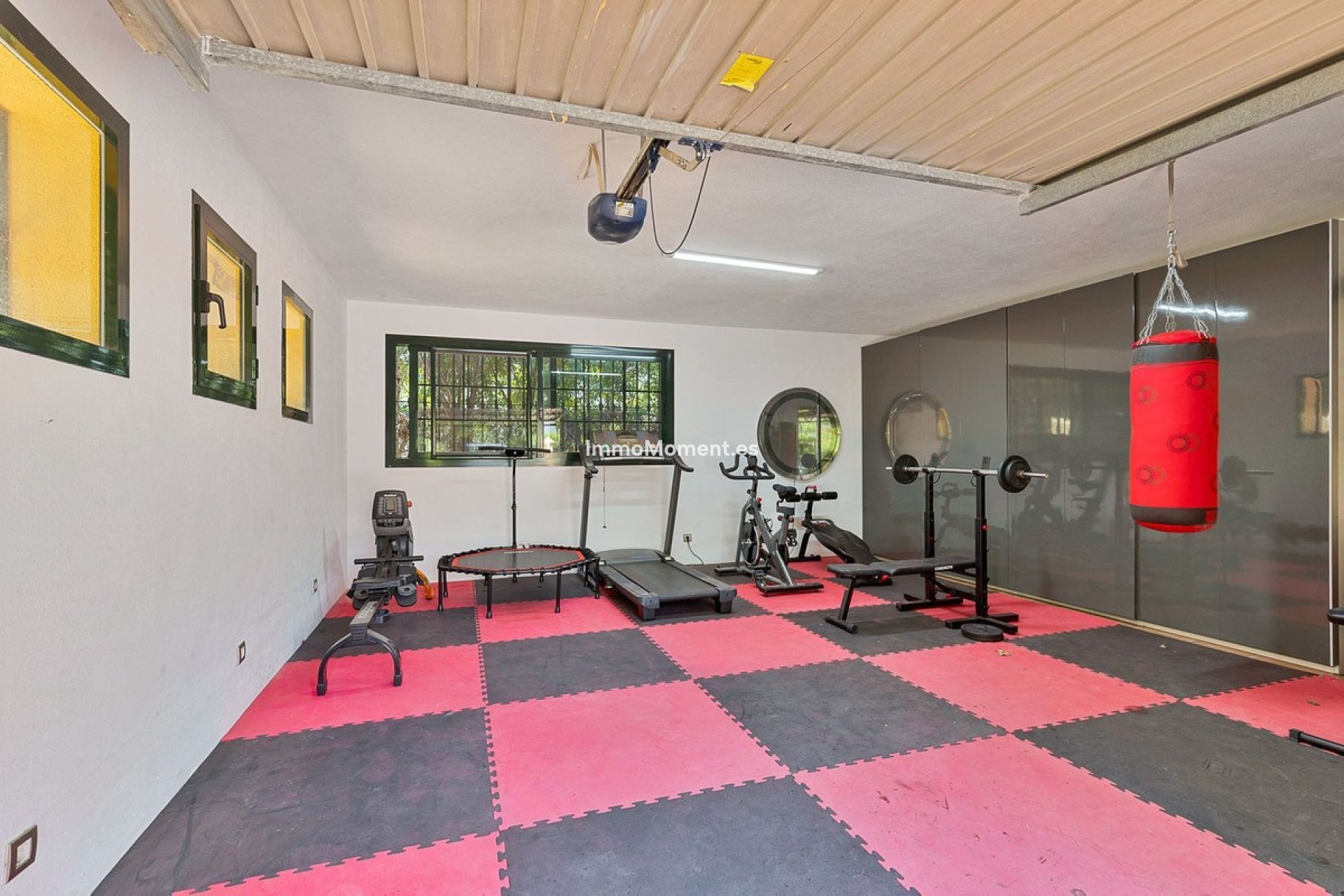 Resale - Detached villa - Marbella - Guadalmina Baja