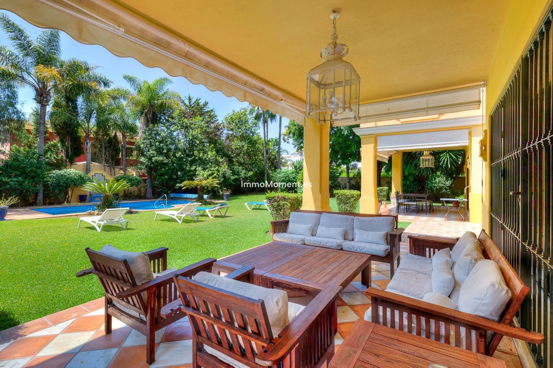 Resale - Detached villa - Marbella - Guadalmina Baja