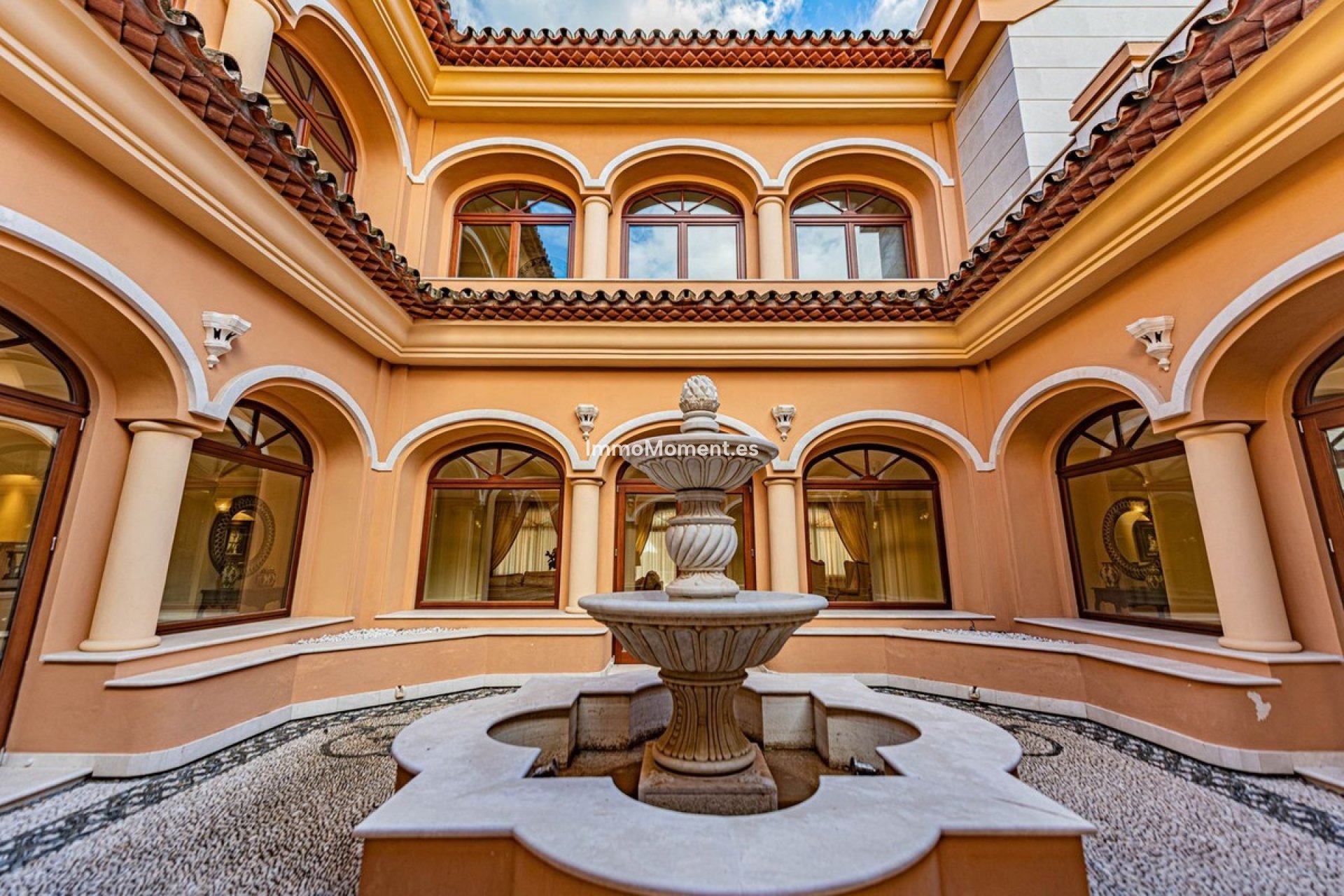 Resale - Detached villa - Marbella - Guadalmina Baja