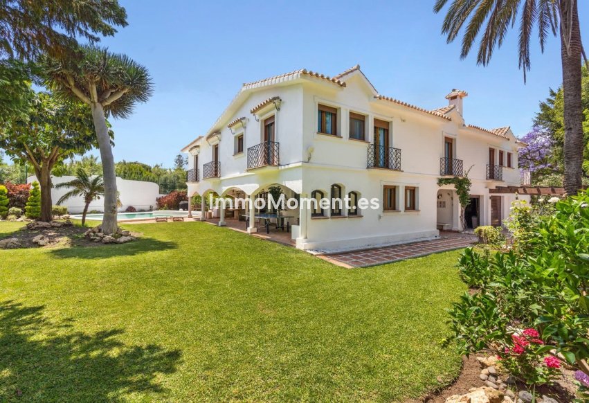 Resale - Detached villa - Marbella - Guadalmina Baja