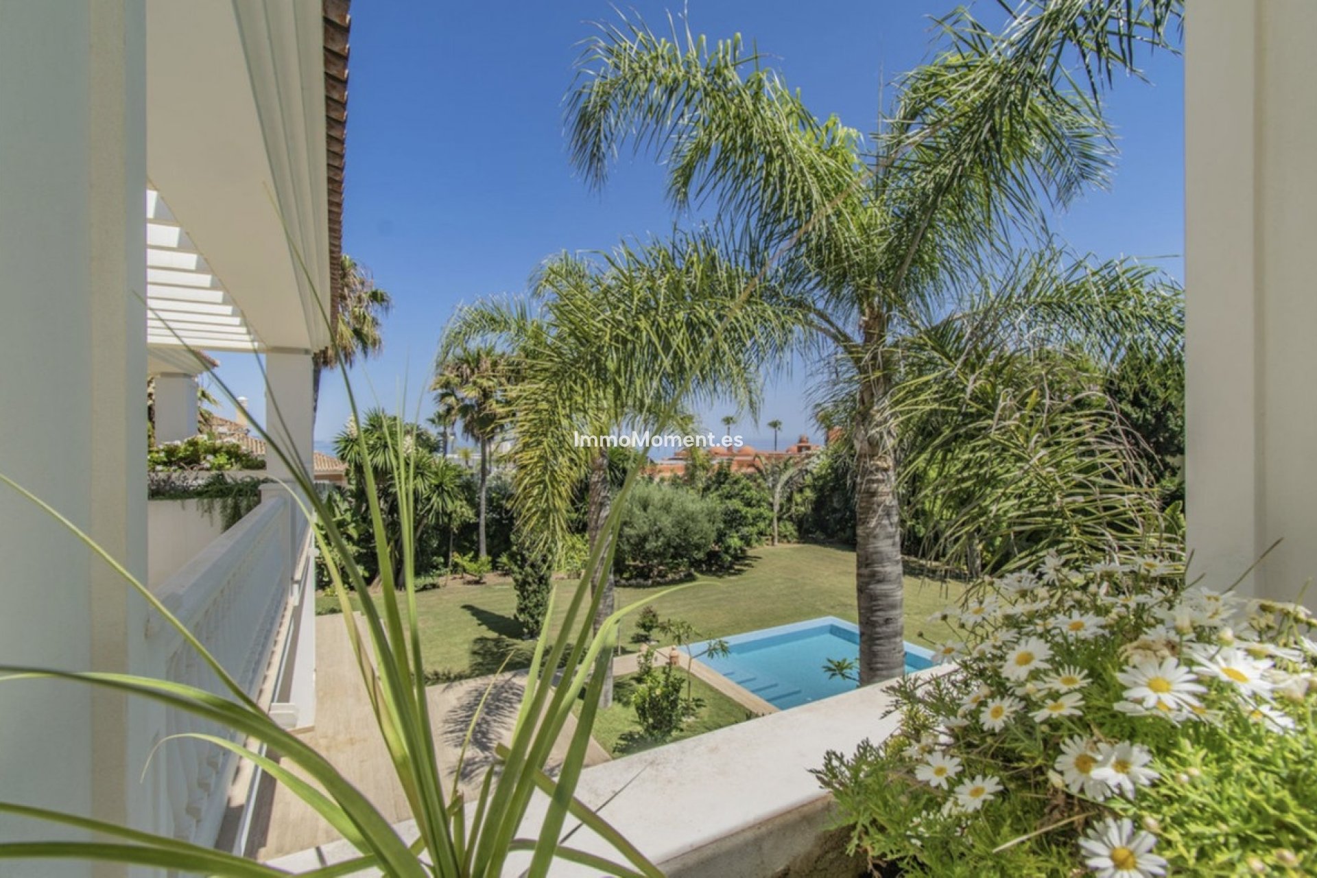 Resale - Detached villa - Marbella - Guadalmina Baja