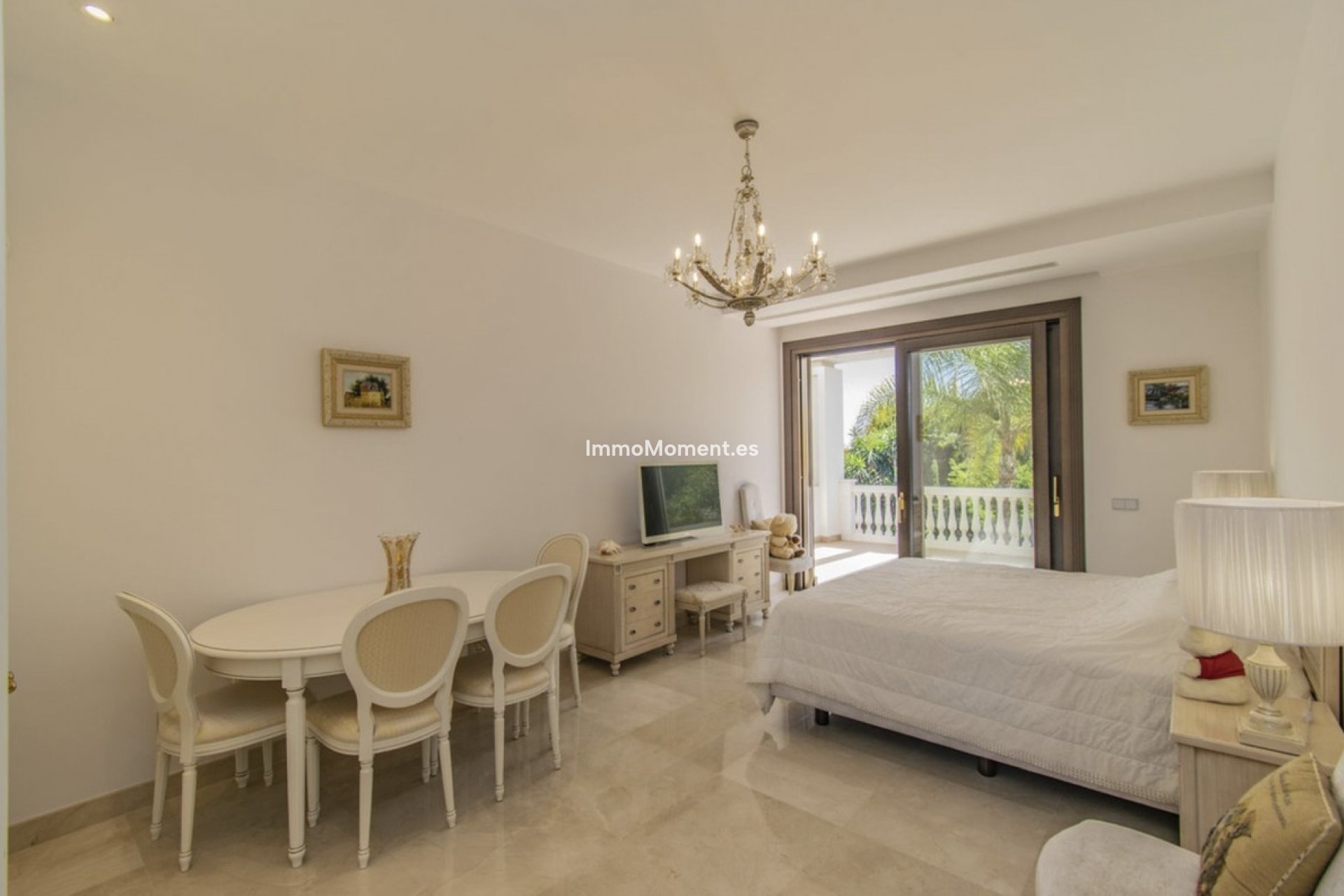 Resale - Detached villa - Marbella - Guadalmina Baja