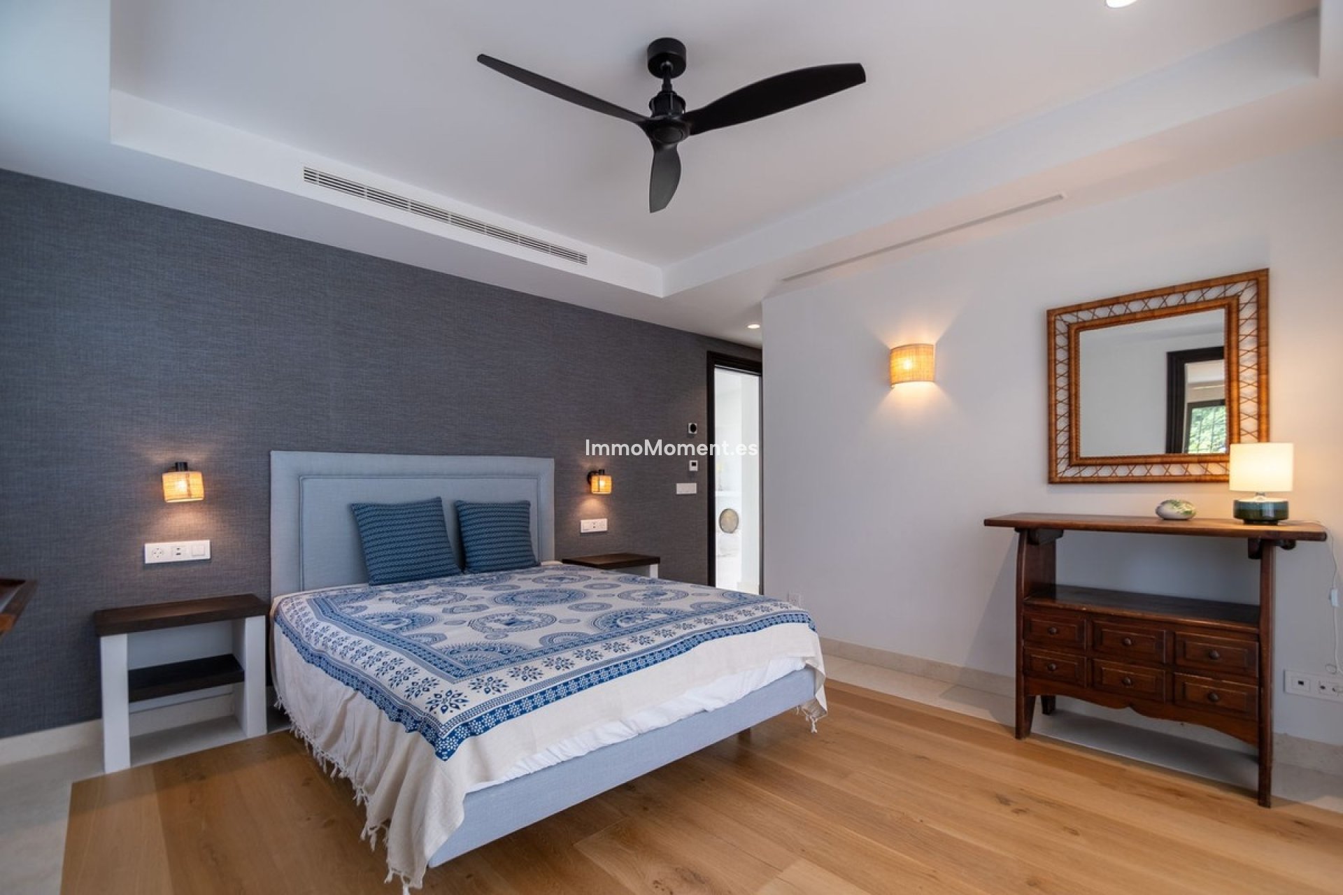Resale - Detached villa - Marbella - Guadalmina Baja