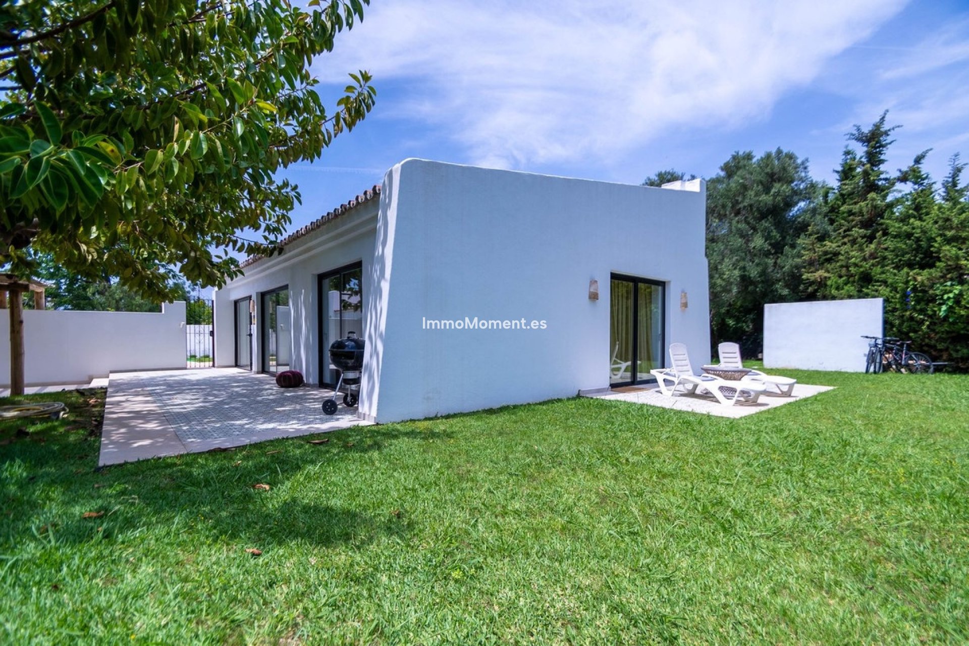 Resale - Detached villa - Marbella - Guadalmina Baja