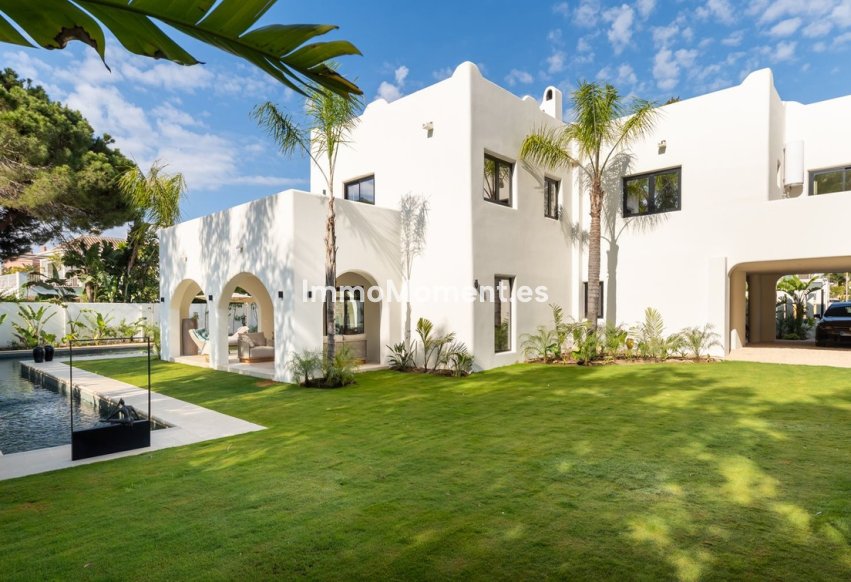 Resale - Detached villa - Marbella - Guadalmina Baja