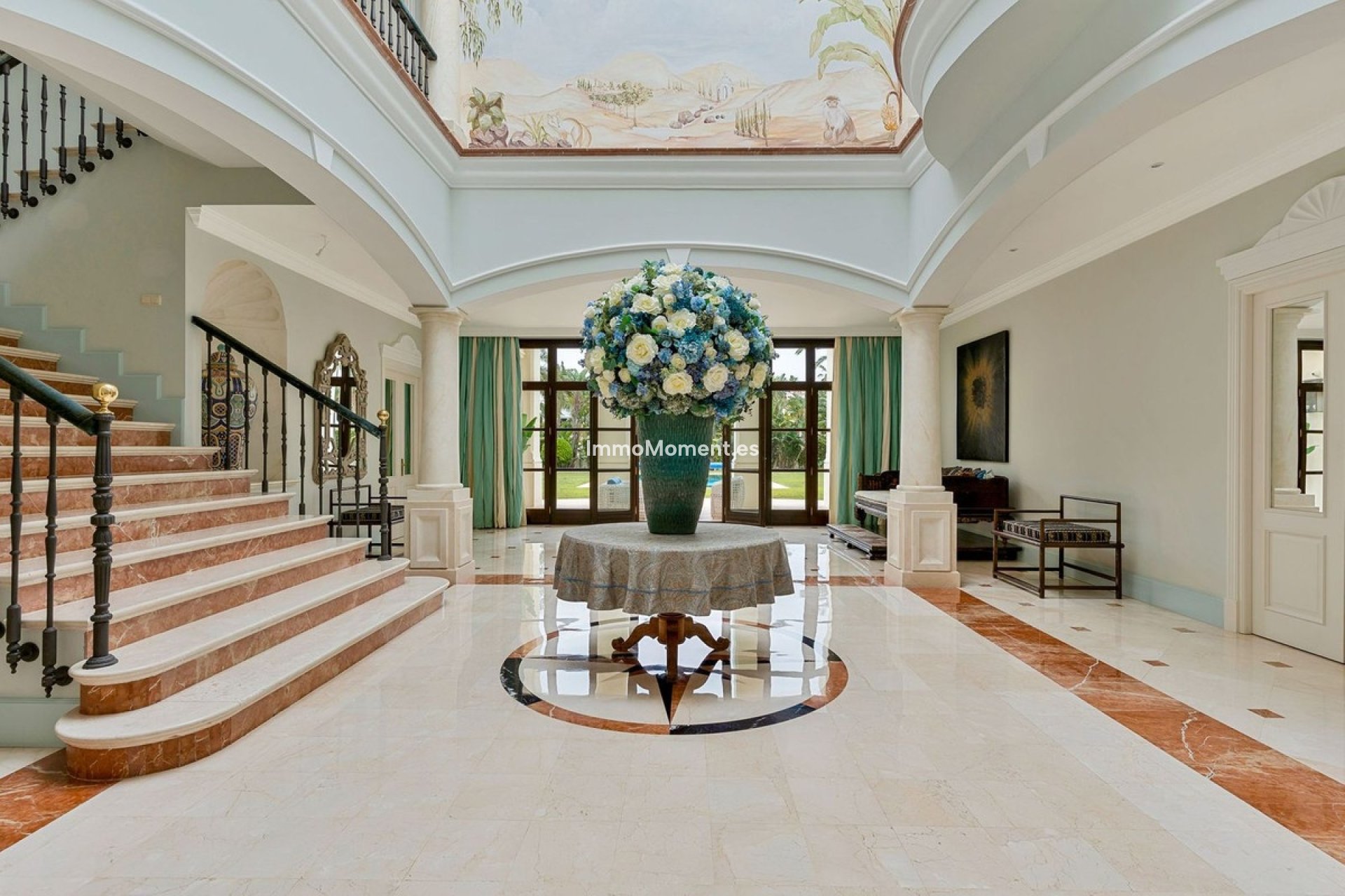 Resale - Detached villa - Marbella - Guadalmina Baja