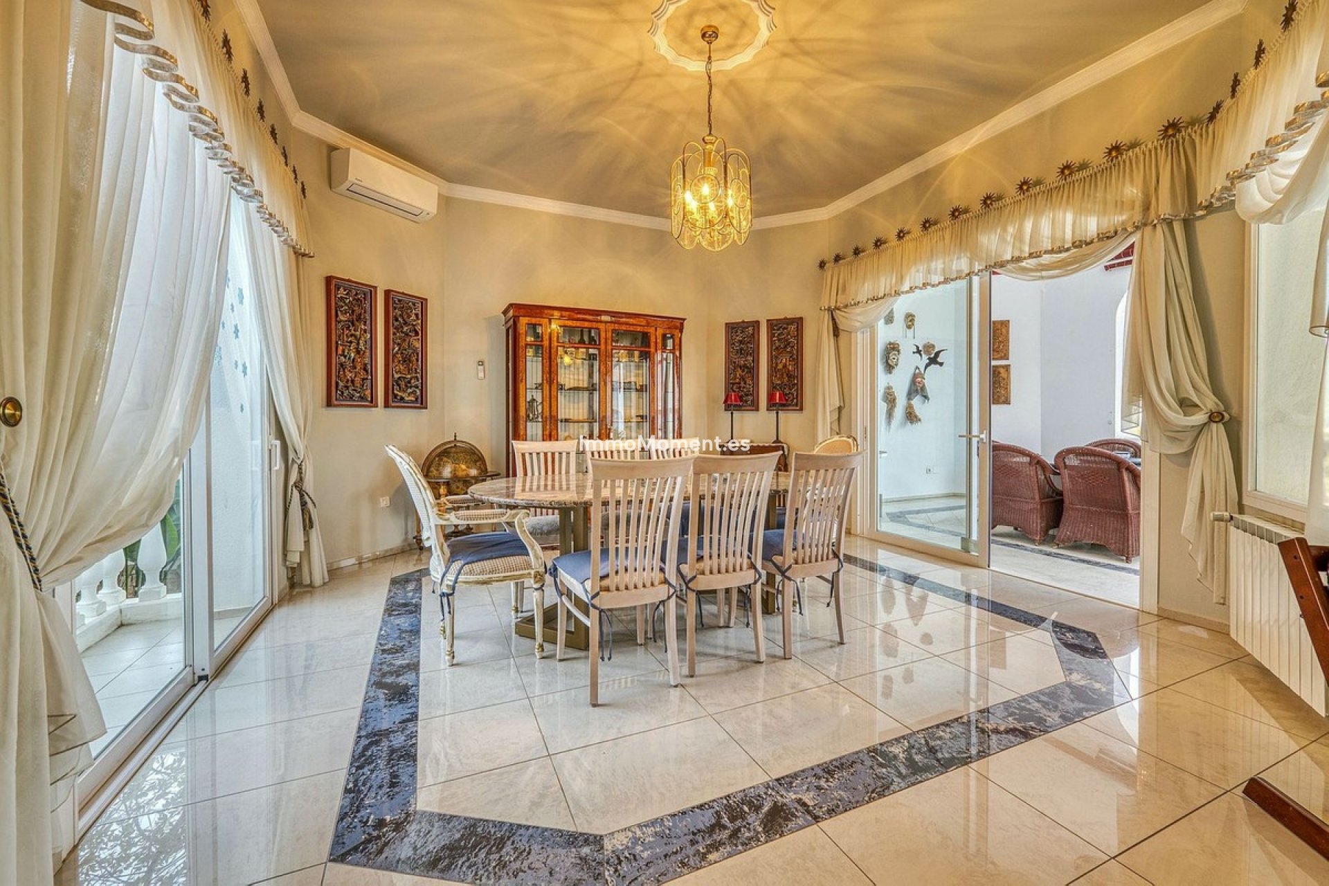 Resale - Detached villa - Marbella - Hacienda Las Chapas