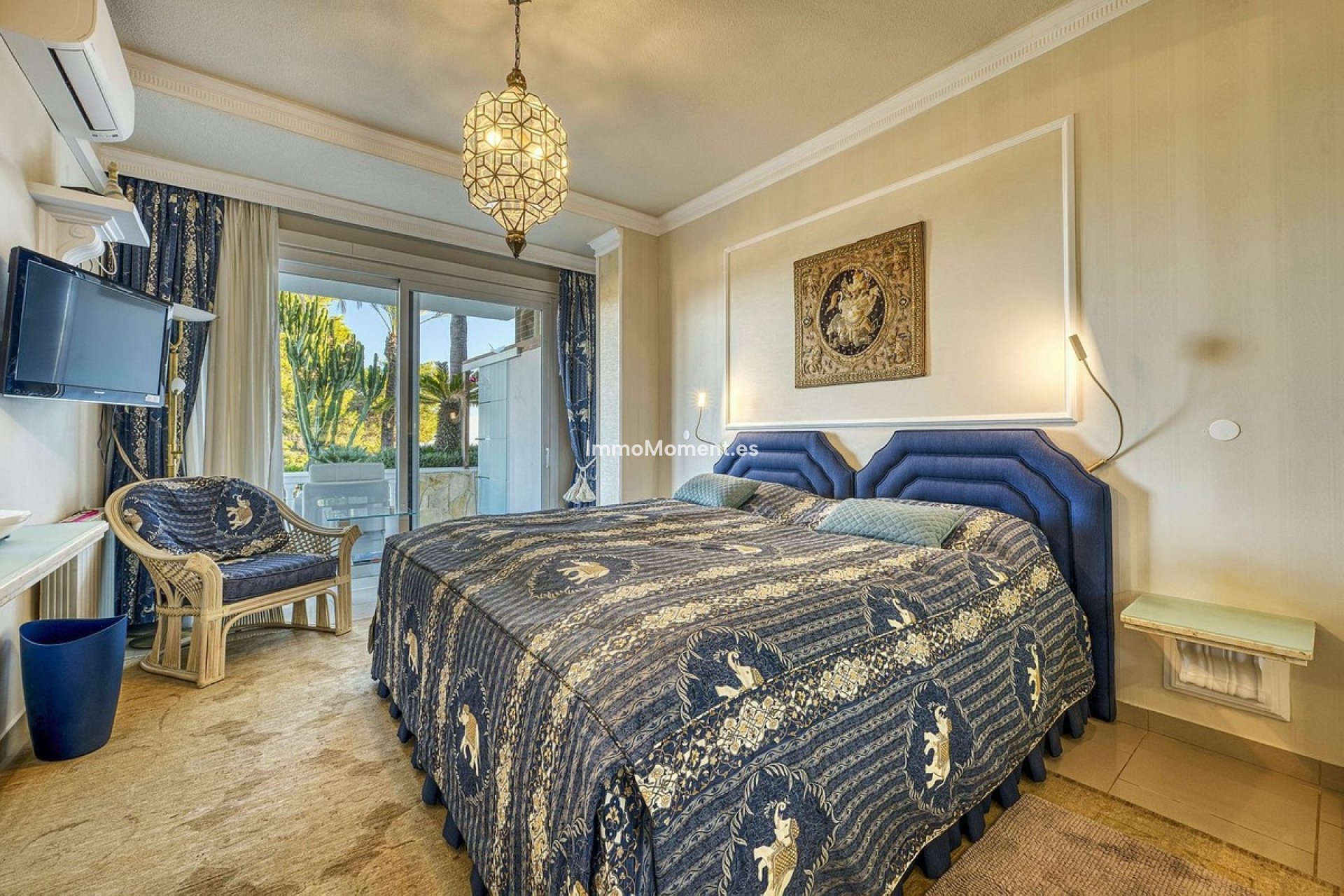 Resale - Detached villa - Marbella - Hacienda Las Chapas