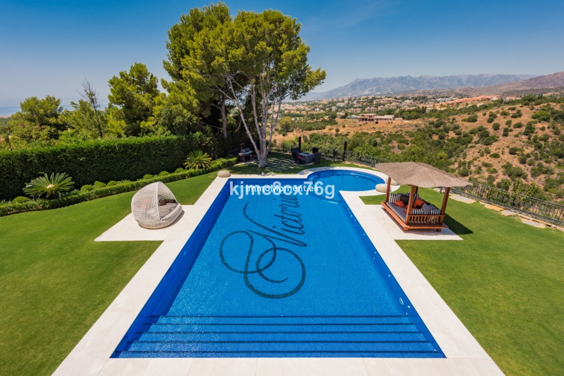 Resale - Detached villa - Marbella - Hacienda Las Chapas