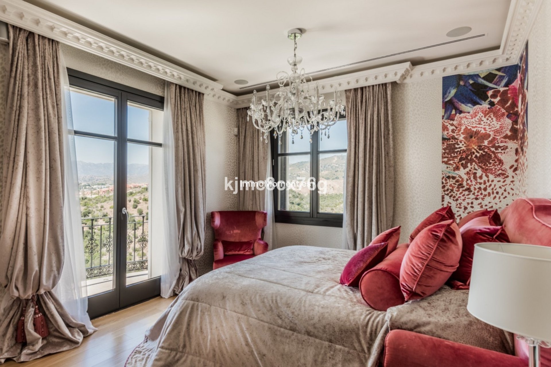 Resale - Detached villa - Marbella - Hacienda Las Chapas