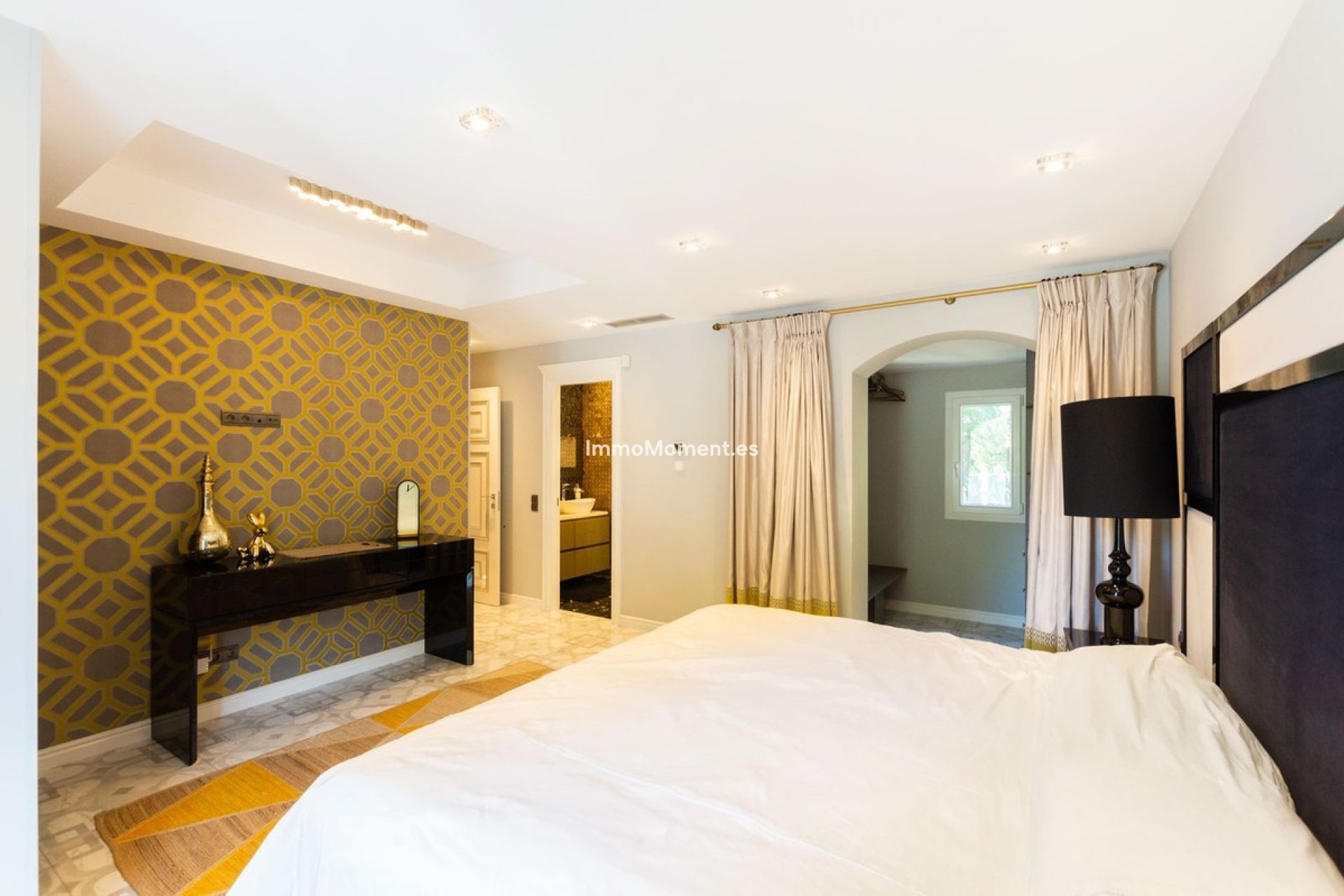 Resale - Detached villa - Marbella - Hacienda Las Chapas