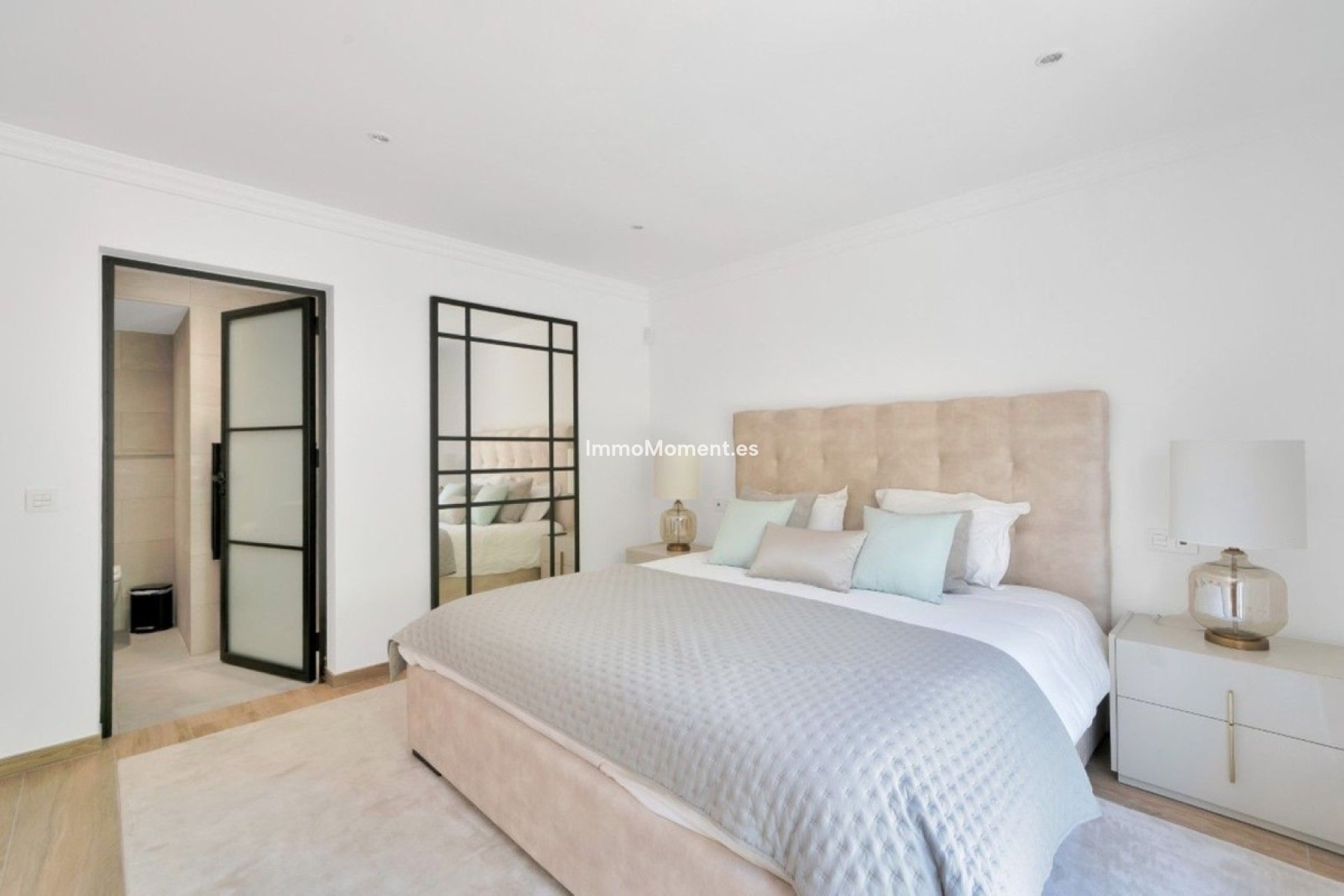 Resale - Detached villa - Marbella - Hacienda Las Chapas