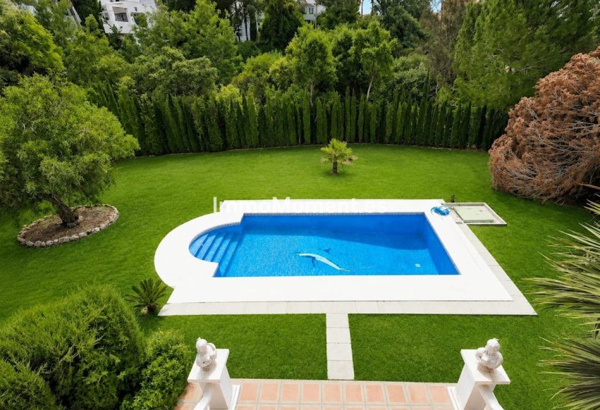 Resale - Detached villa - Marbella - Hacienda Las Chapas