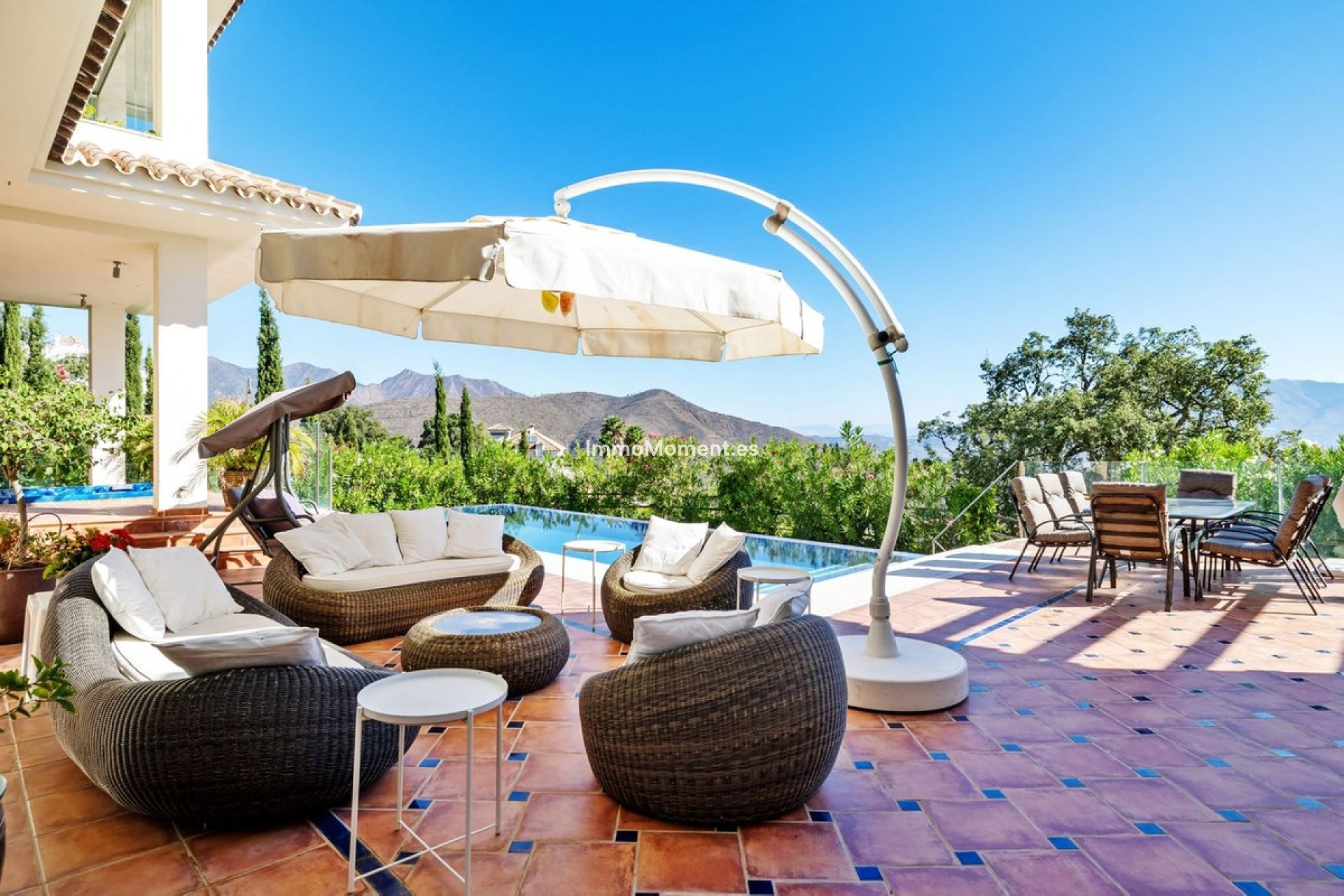 Resale - Detached villa - Marbella - La Mairena