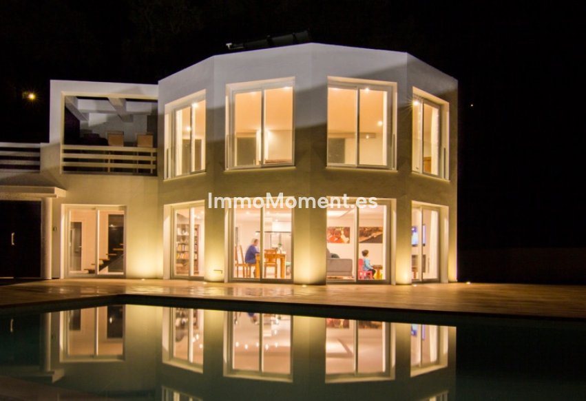 Resale - Detached villa - Marbella - La Mairena