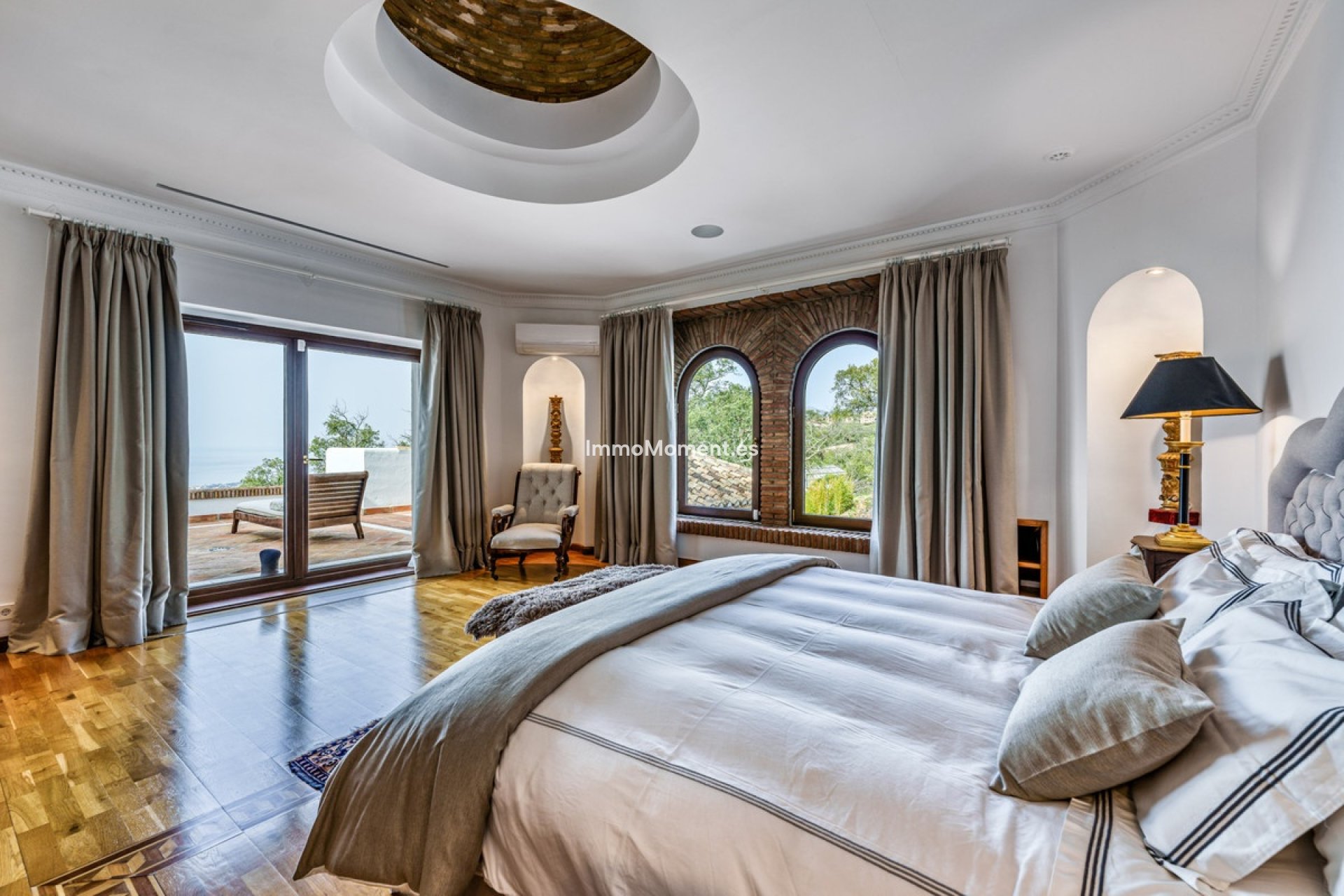Resale - Detached villa - Marbella - La Mairena