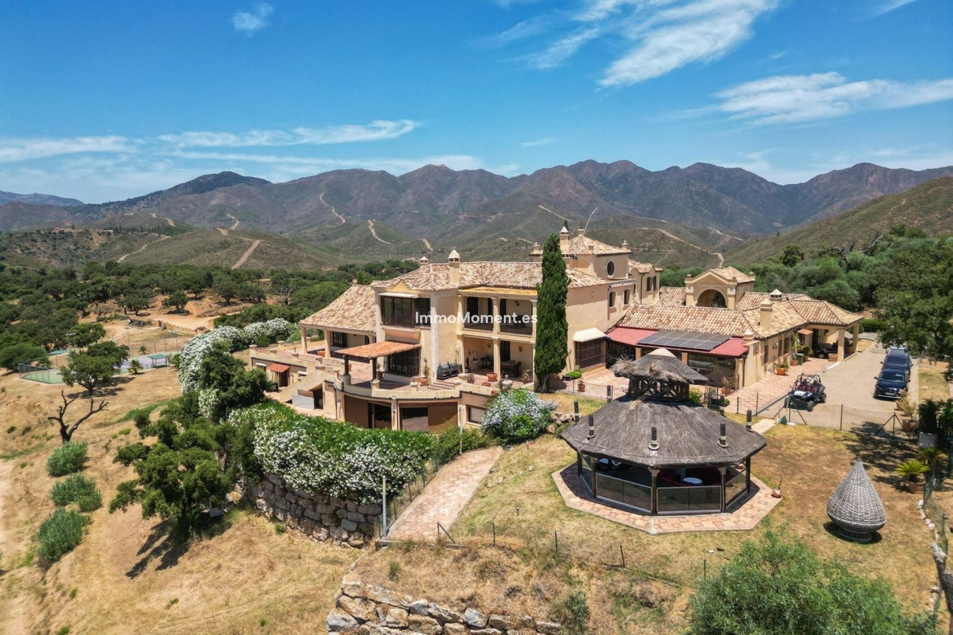Resale - Detached villa - Marbella - La Mairena