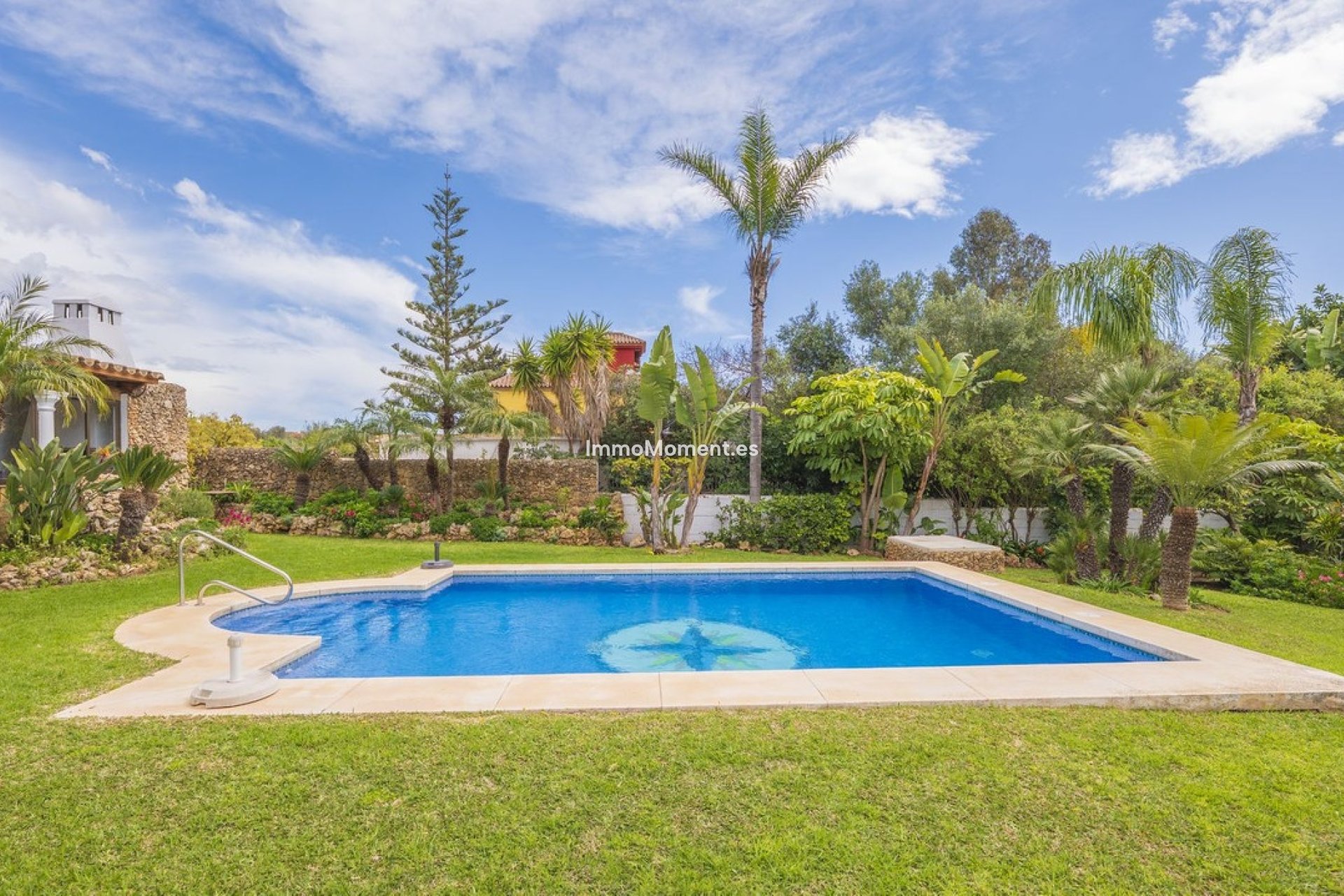 Resale - Detached villa - Marbella - Las Chapas