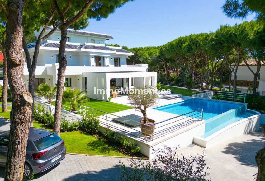 Resale - Detached villa - Marbella - Las Chapas