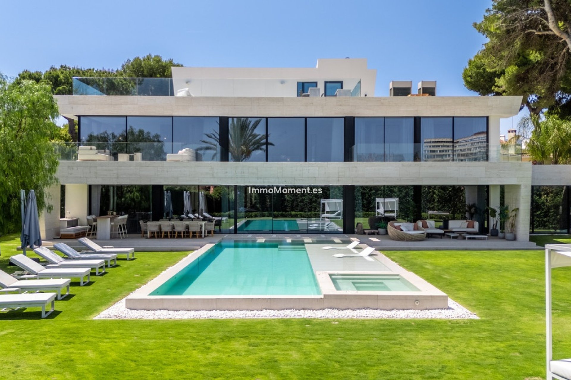 Resale - Detached villa - Marbella - Los Monteros