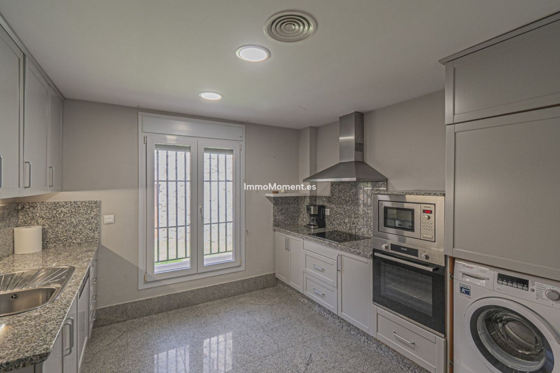 Resale - Detached villa - Marbella - Marbella Centro
