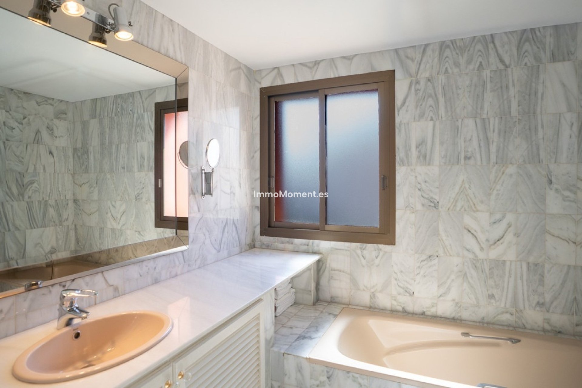 Resale - Detached villa - Marbella - Marbella Centro