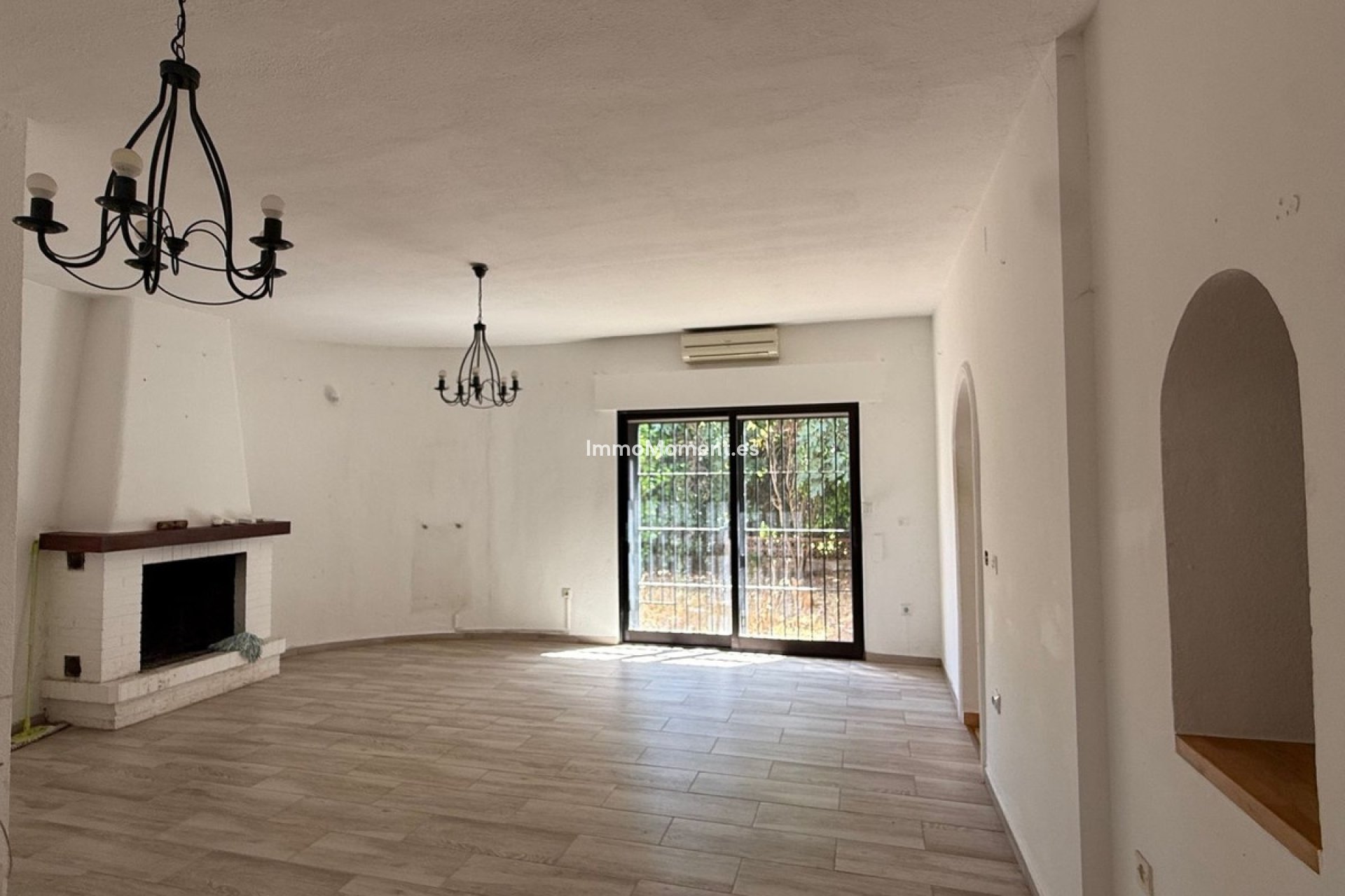 Resale - Detached villa - Marbella - Marbesa