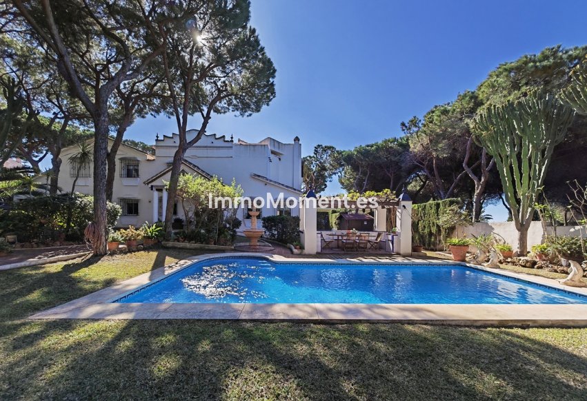 Resale - Detached villa - Marbella - Marbesa
