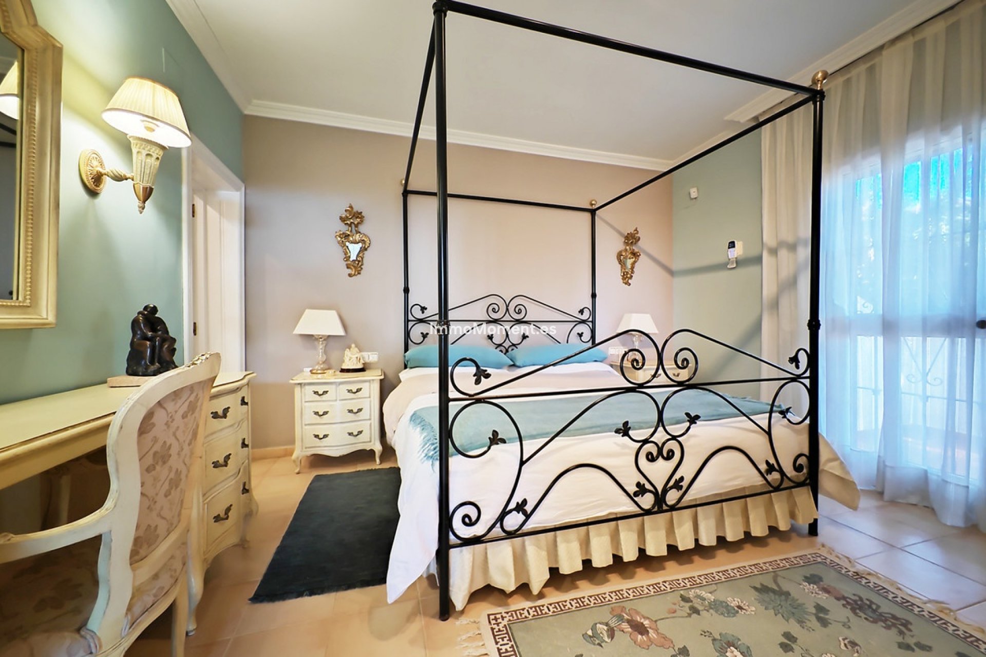 Resale - Detached villa - Marbella - Marbesa