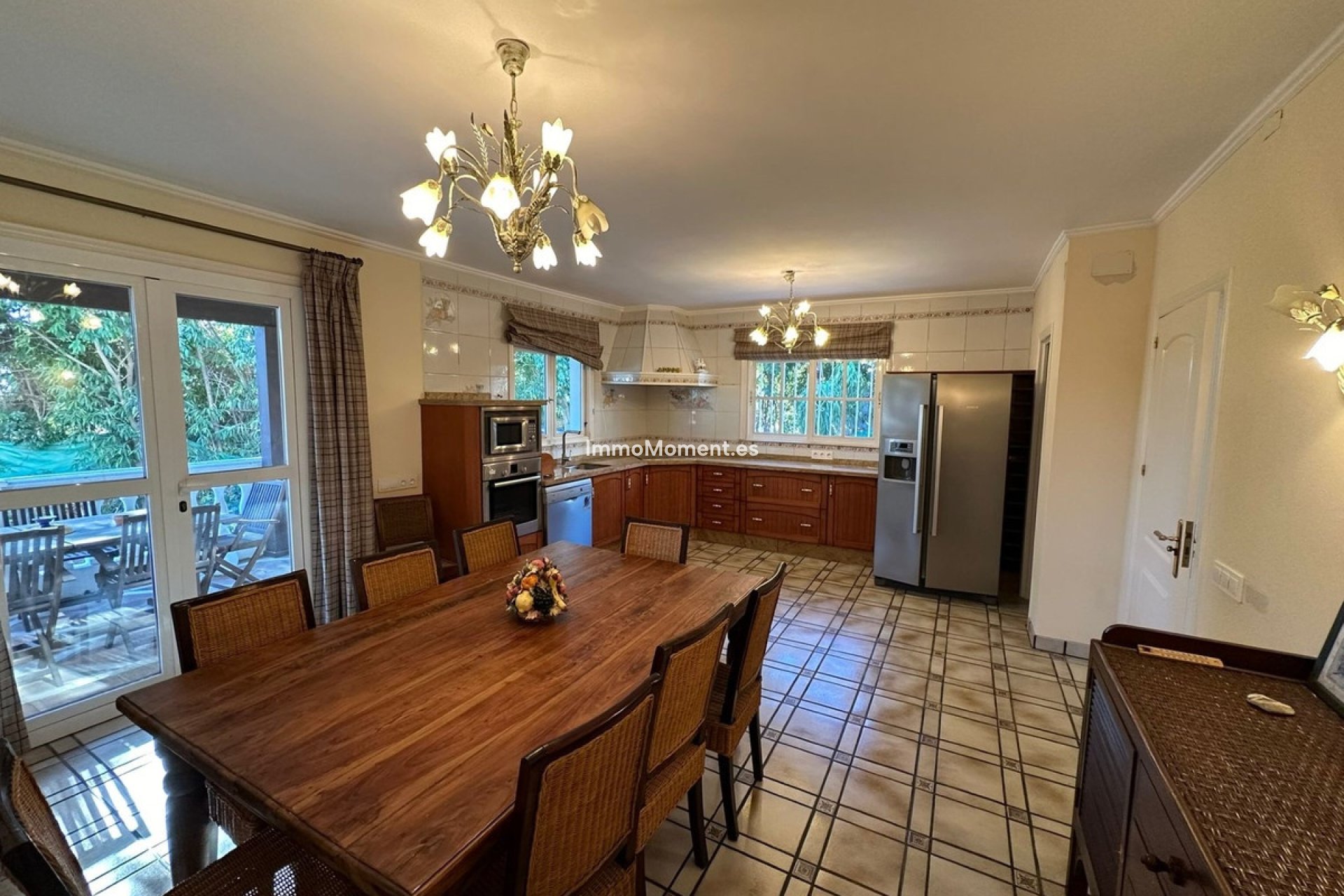 Resale - Detached villa - Marbella - Marbesa