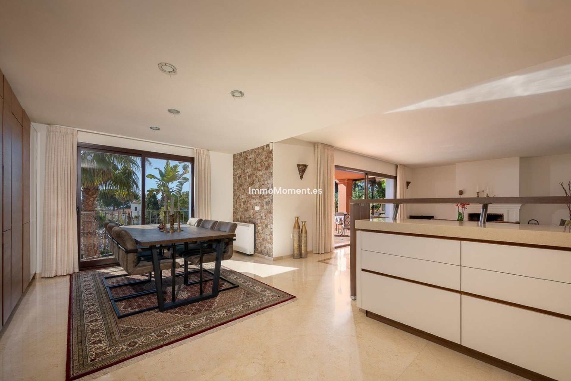 Resale - Detached villa - Marbella - Marbesa